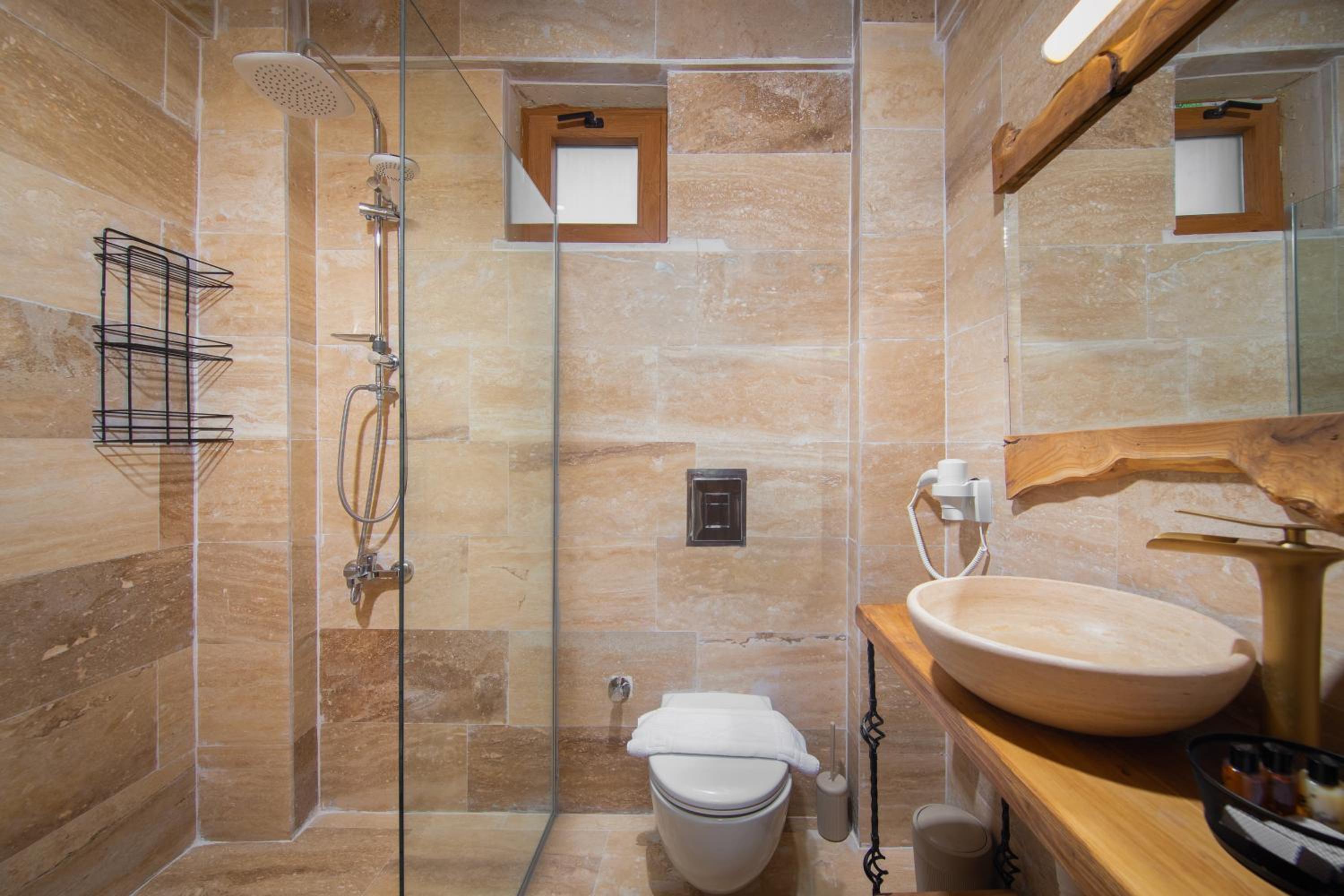 King Suite With Spa Bath photo 2