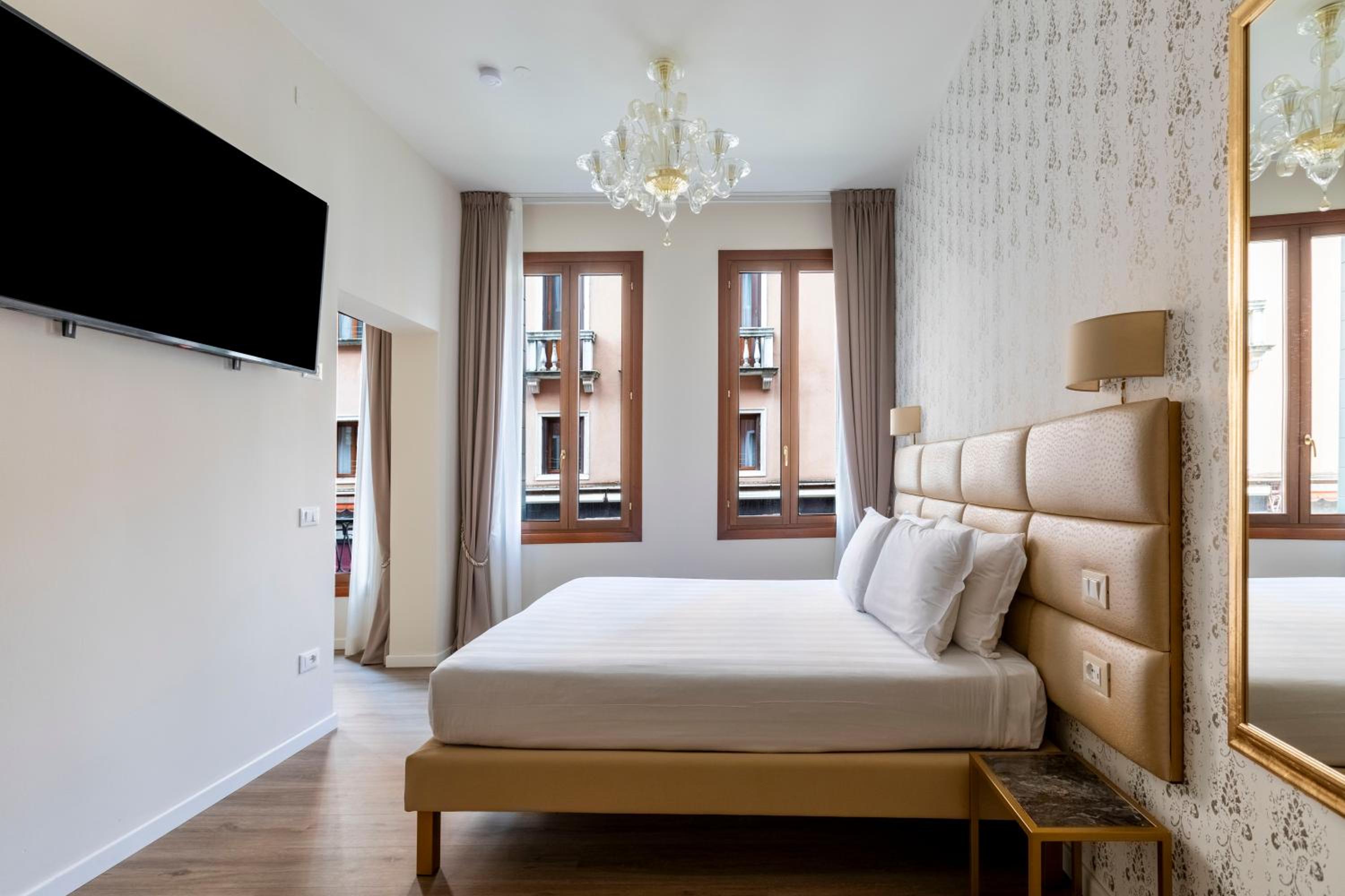Deluxe Double Room photo 1