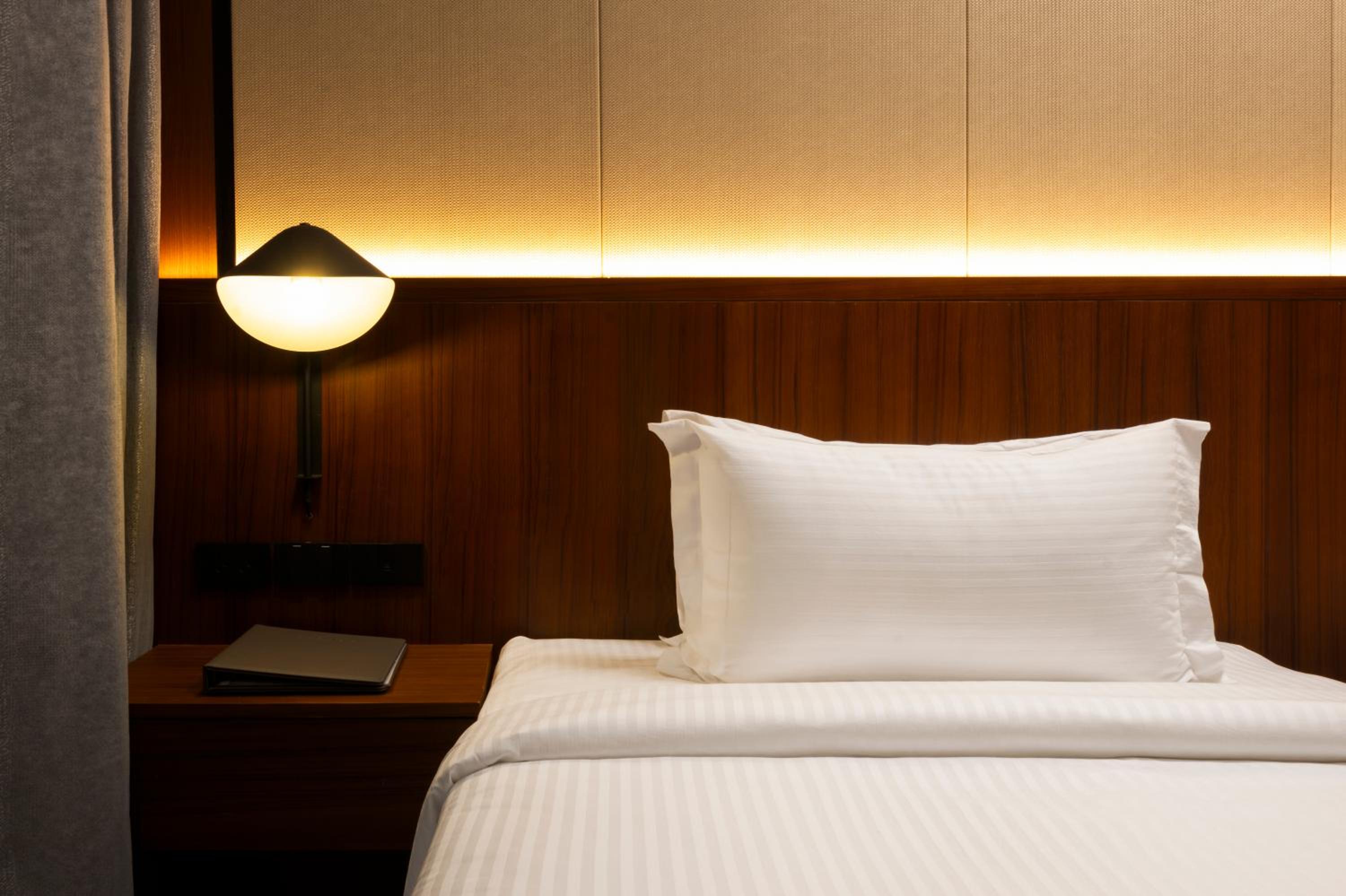 Superior Twin Room - Photo 4