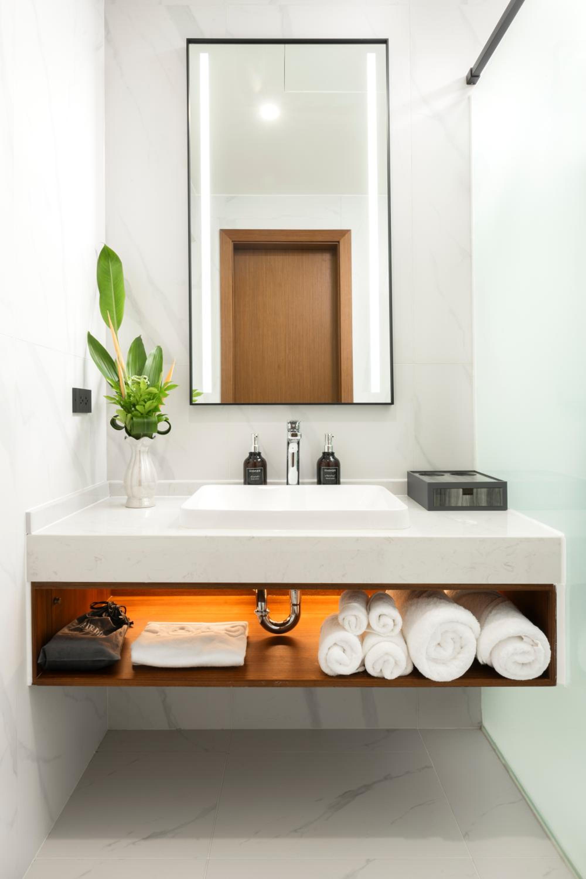 Superior Twin Room - Photo 12
