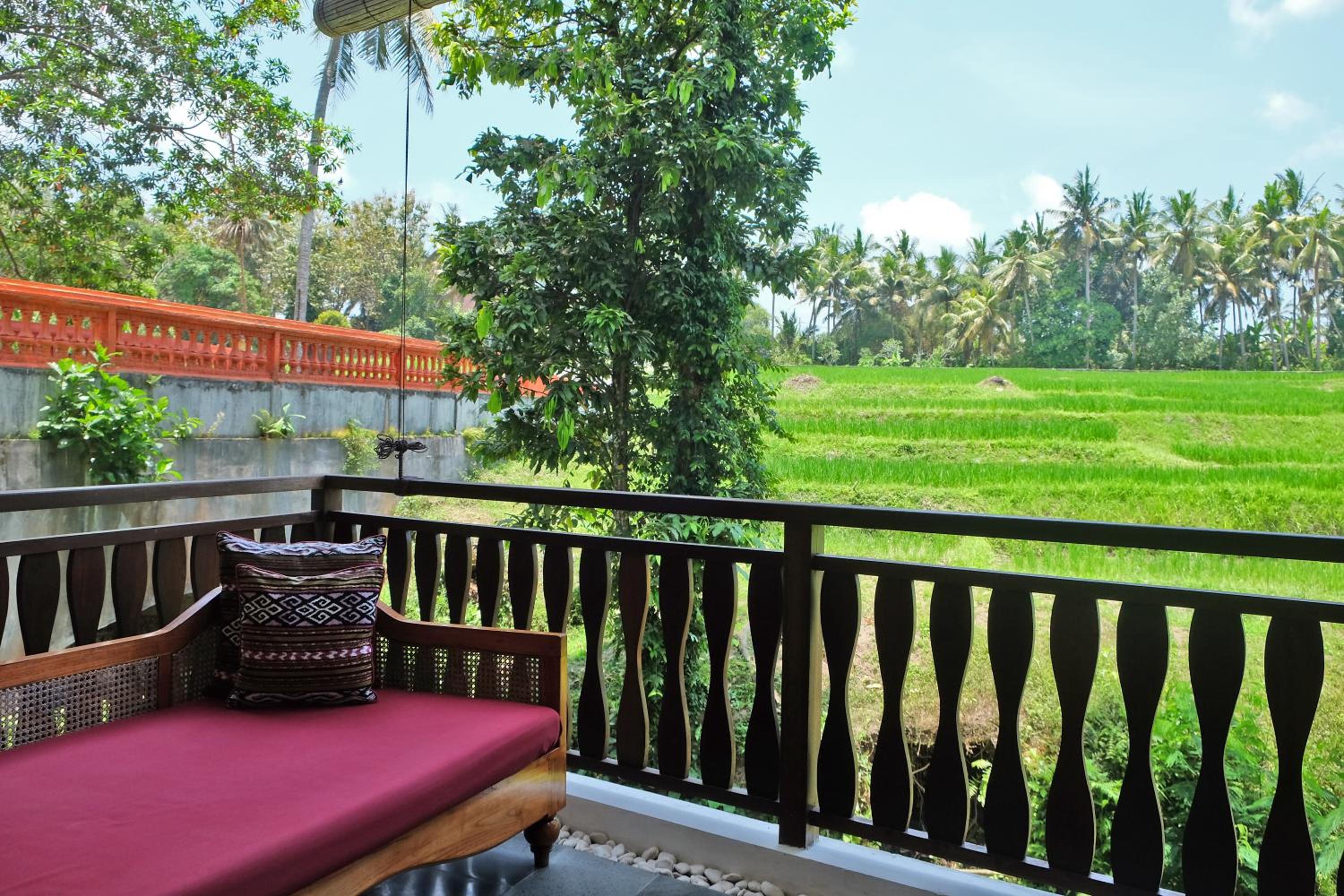 Junior Suite with Rice Field View and Free Benefits - Photo 2