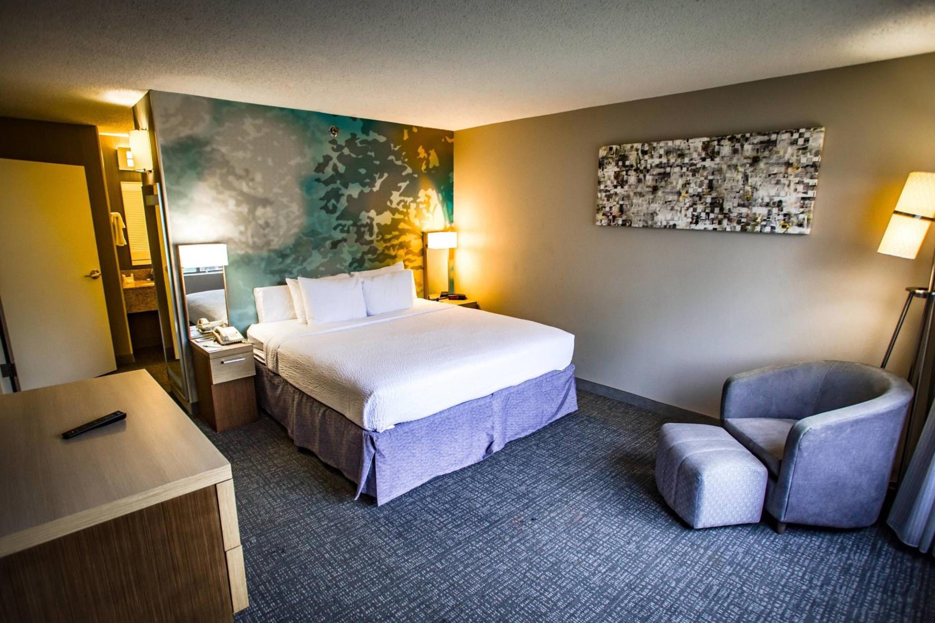 Superior King Room