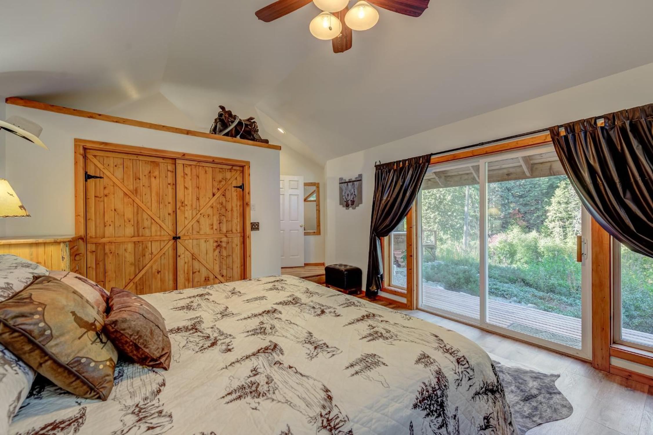 Two-Bedroom House photo 1