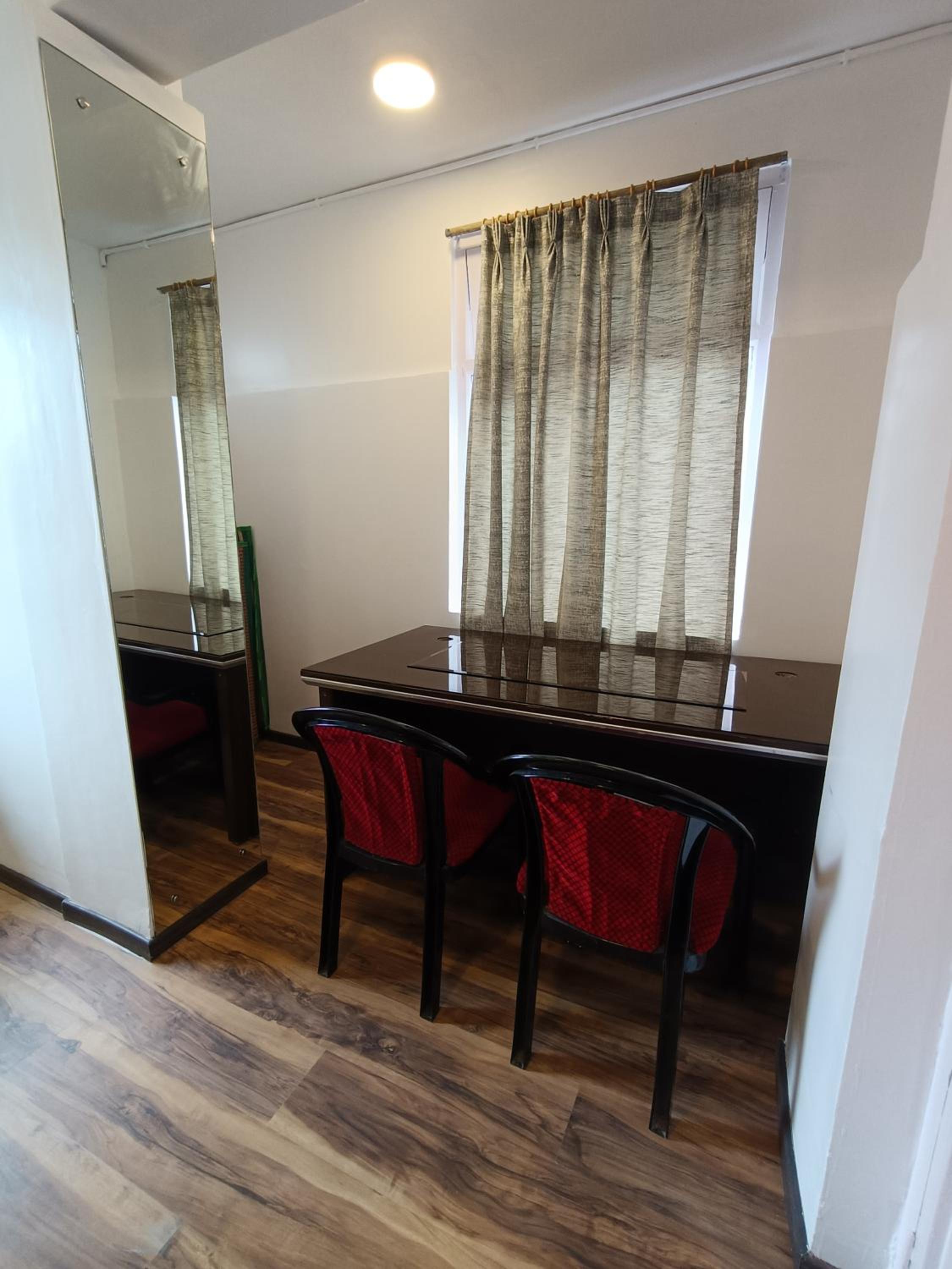 Double Or Twin Room With Private Bathroom photo 3