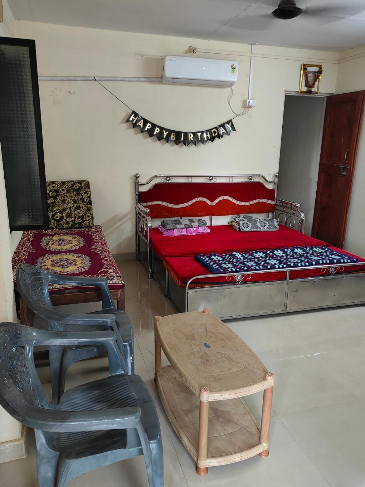 Two-Bedroom House photo 2