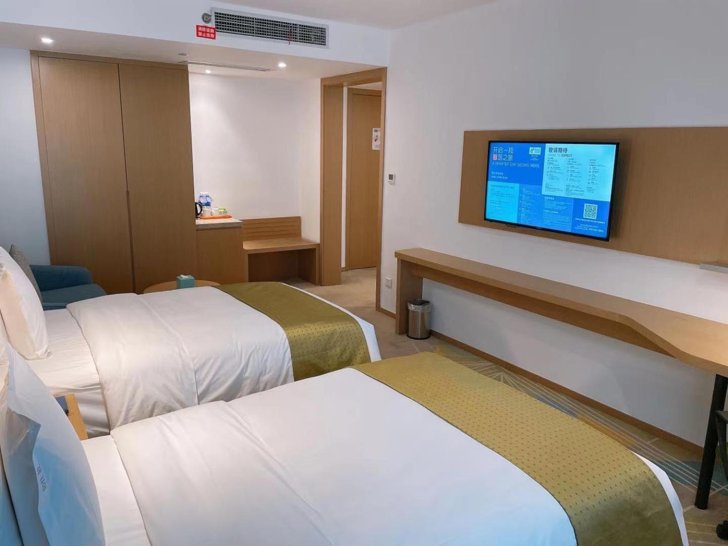 Standard Room - Photo 1