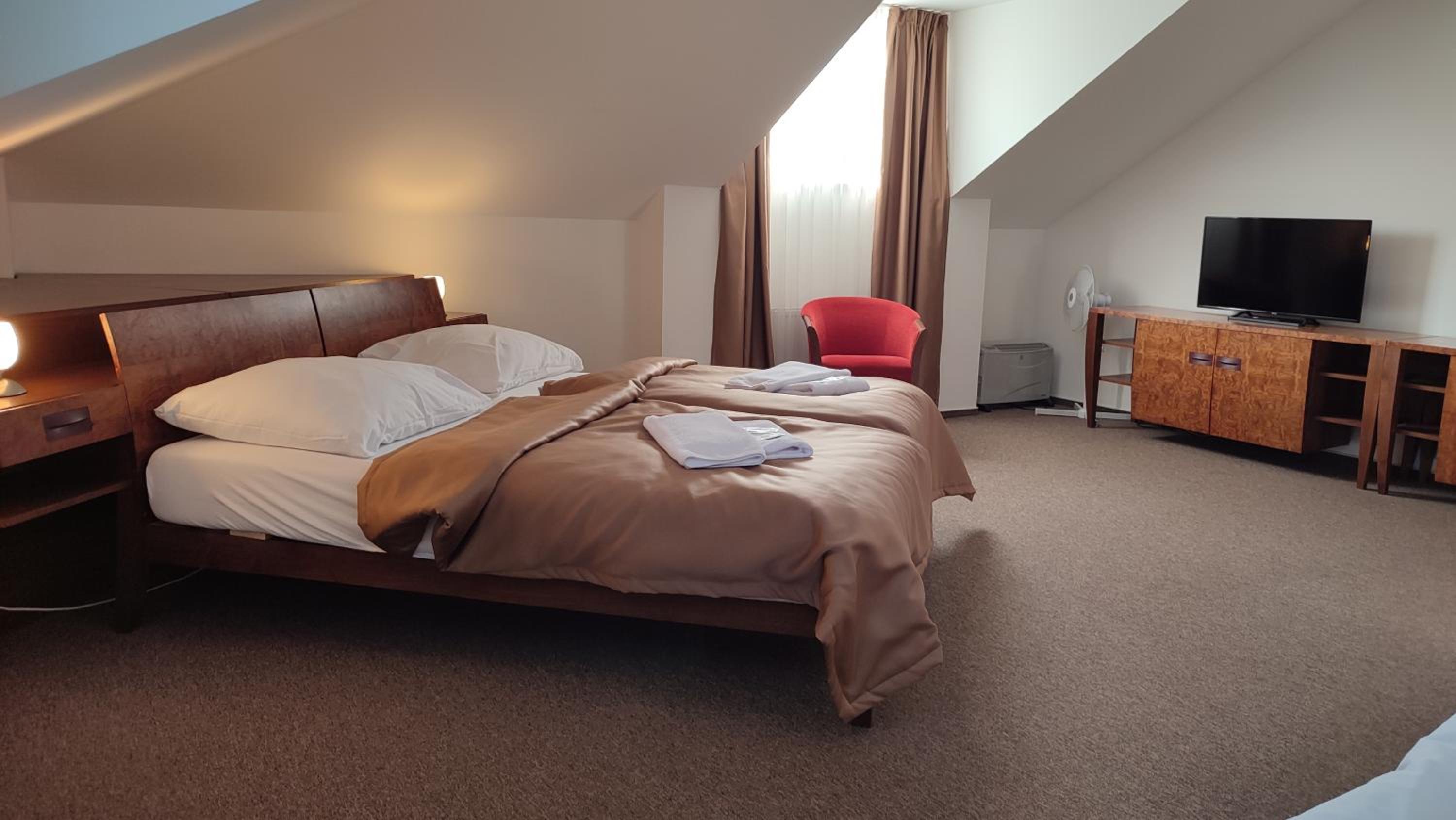 One-Bedroom Suite