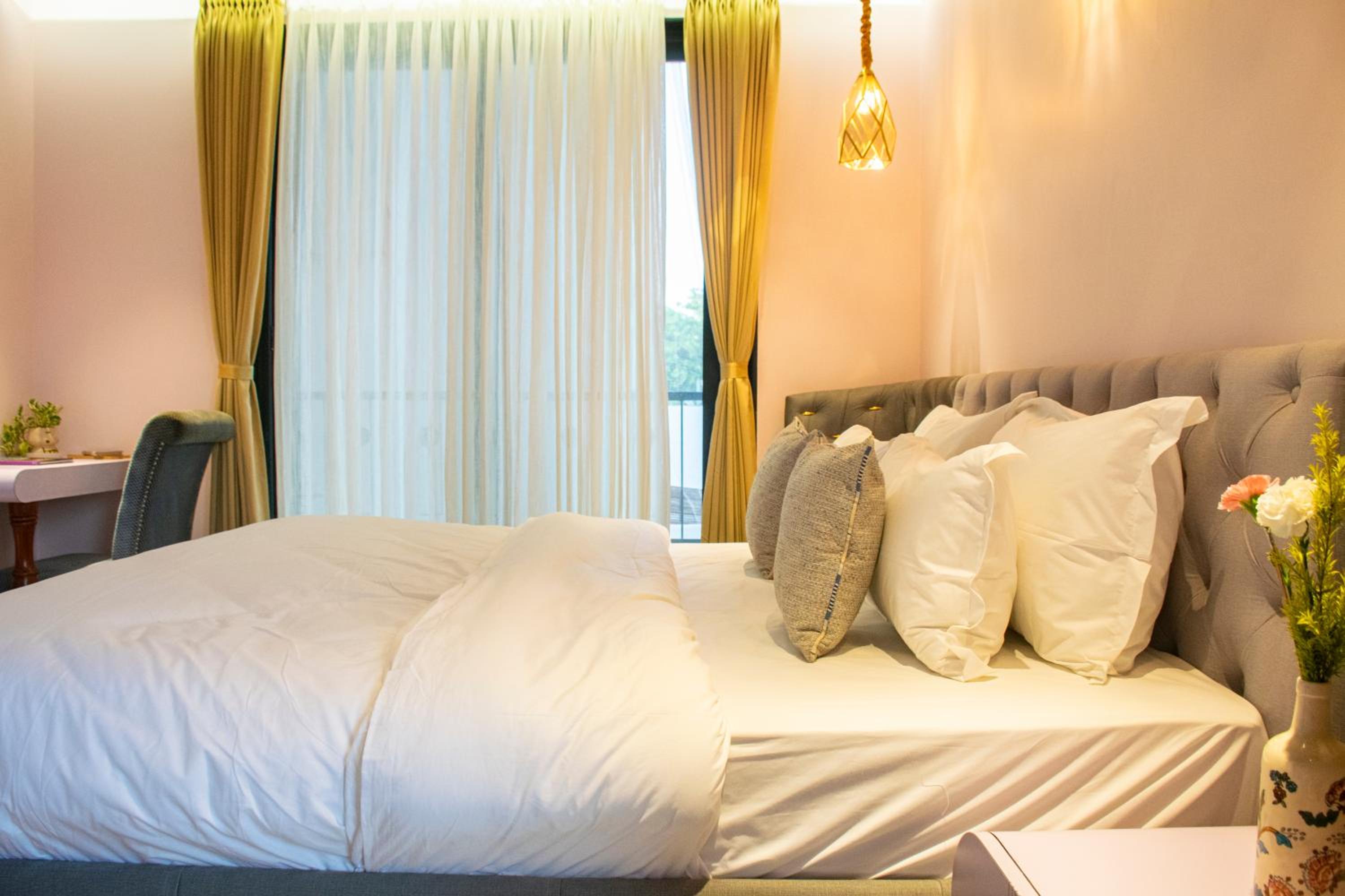 King Room with Balcony