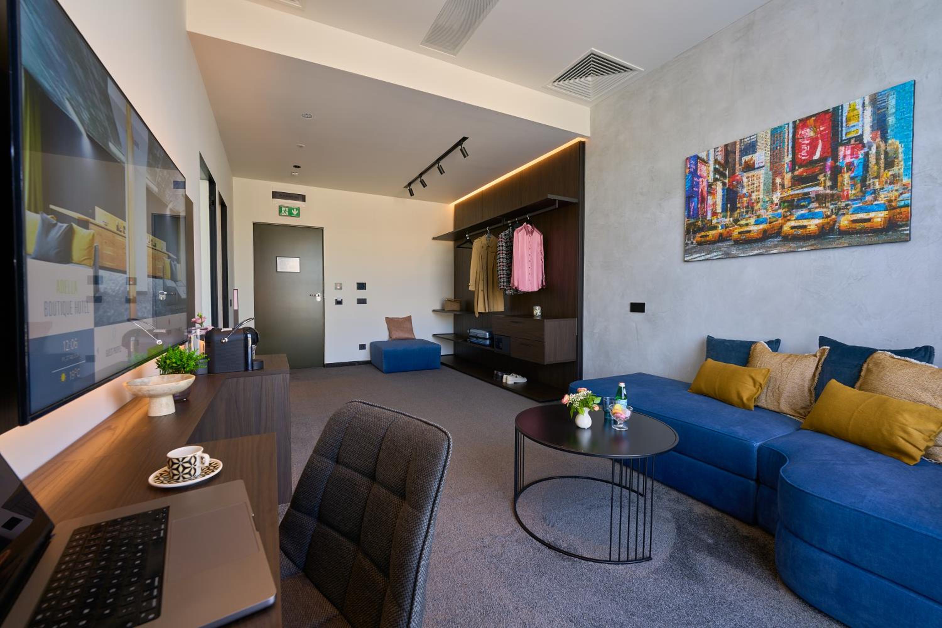 One-Bedroom Superior Apartment
