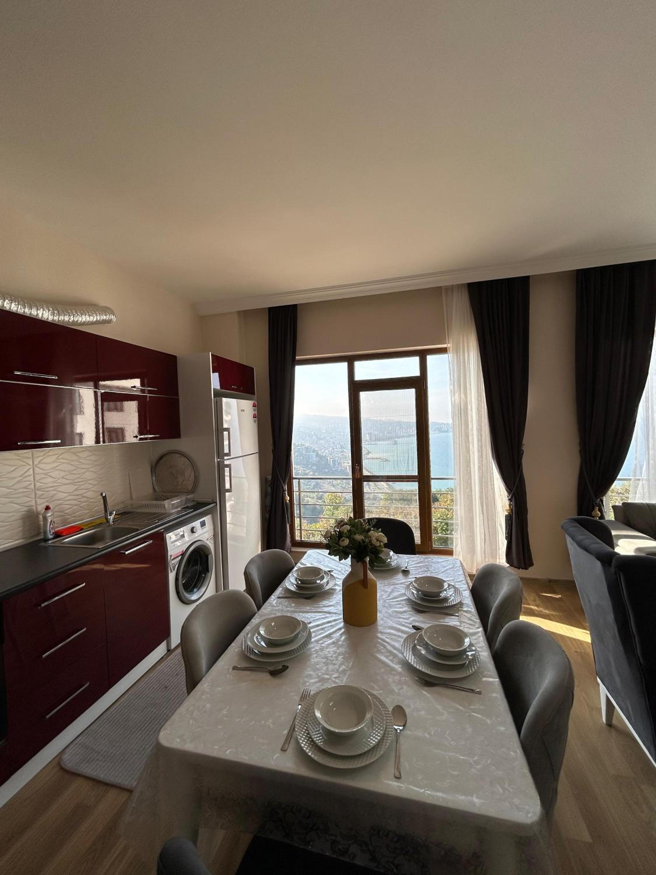 Apartment With Sea View photo 3
