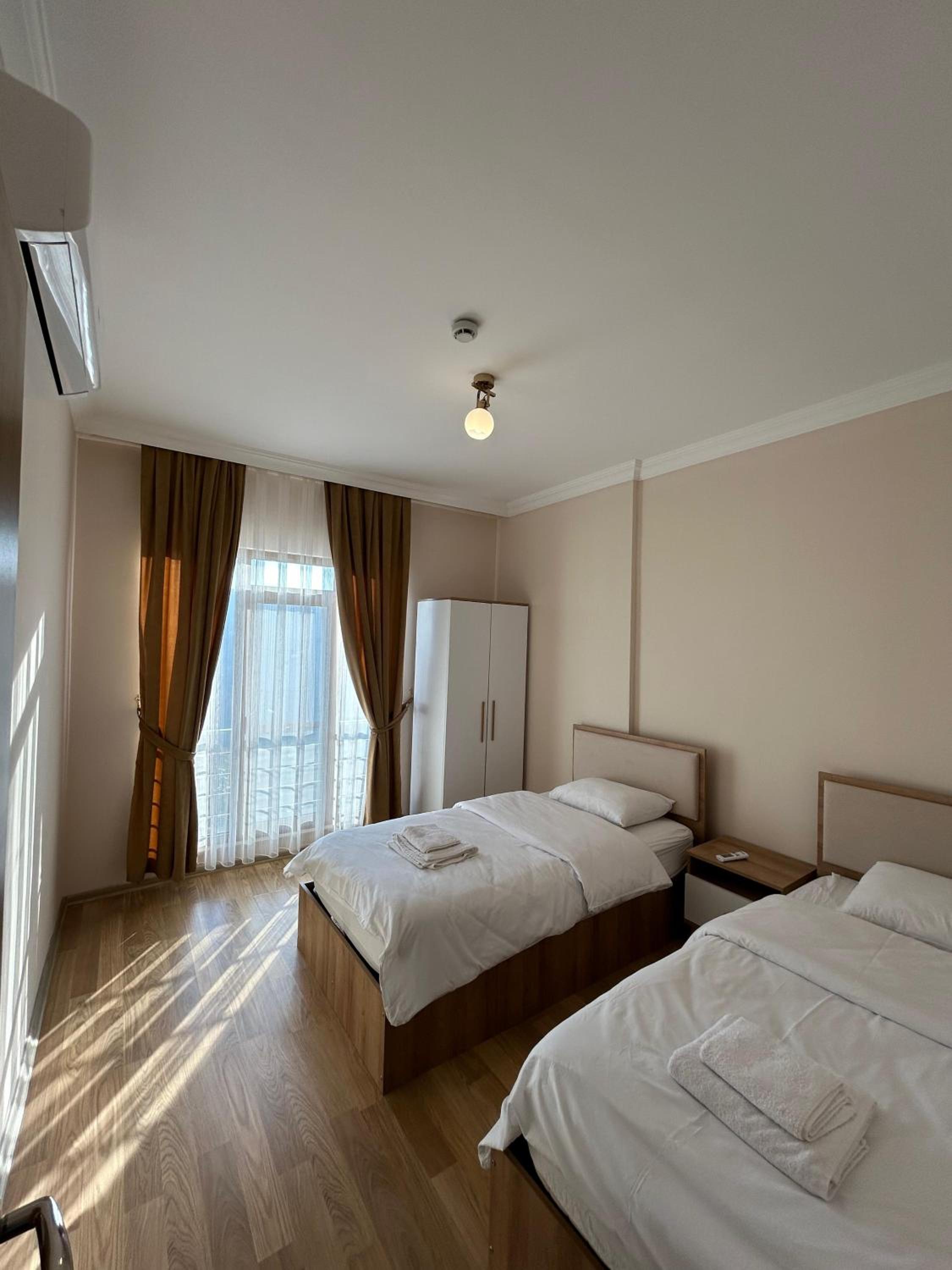 Apartment photo 1