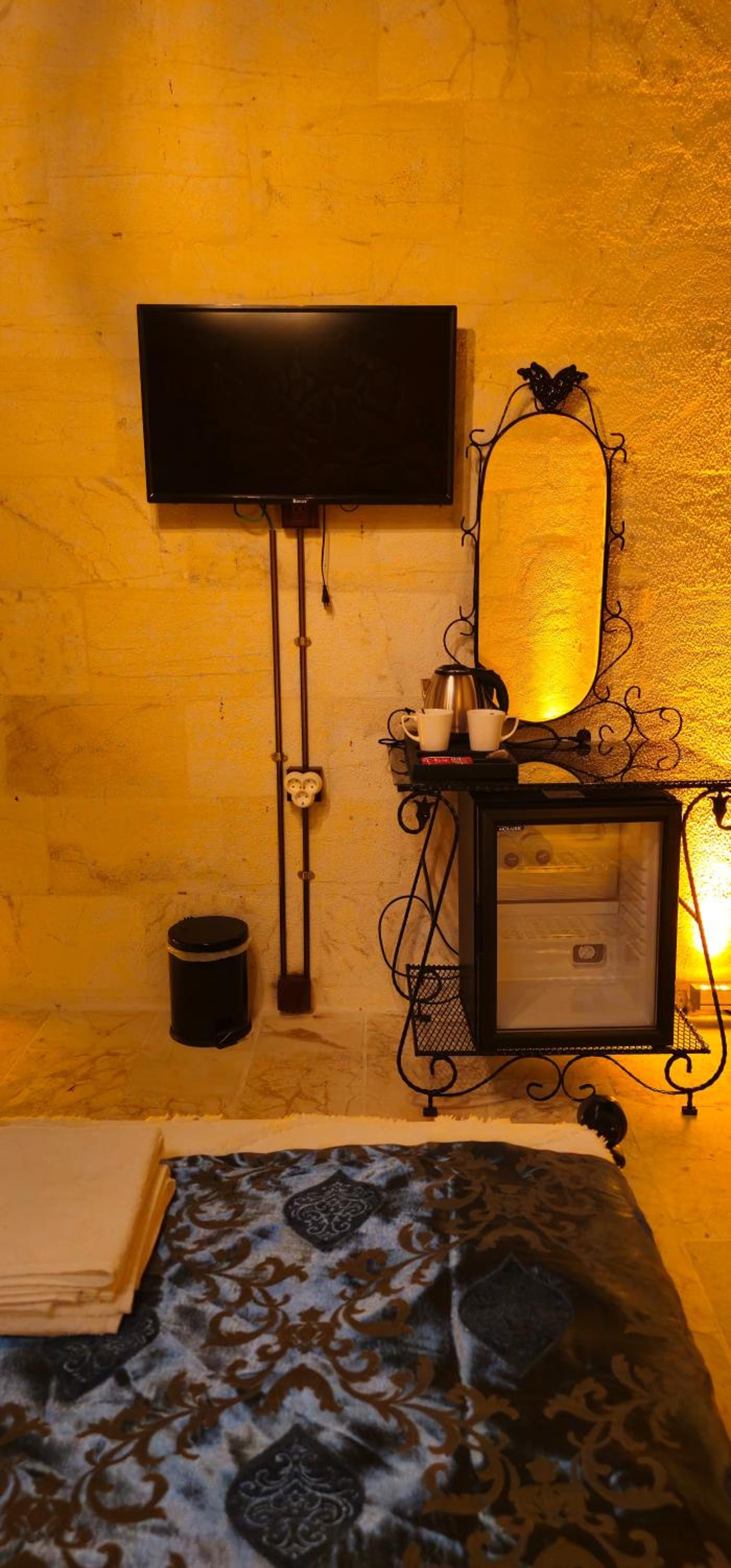 Double Room - Photo 3