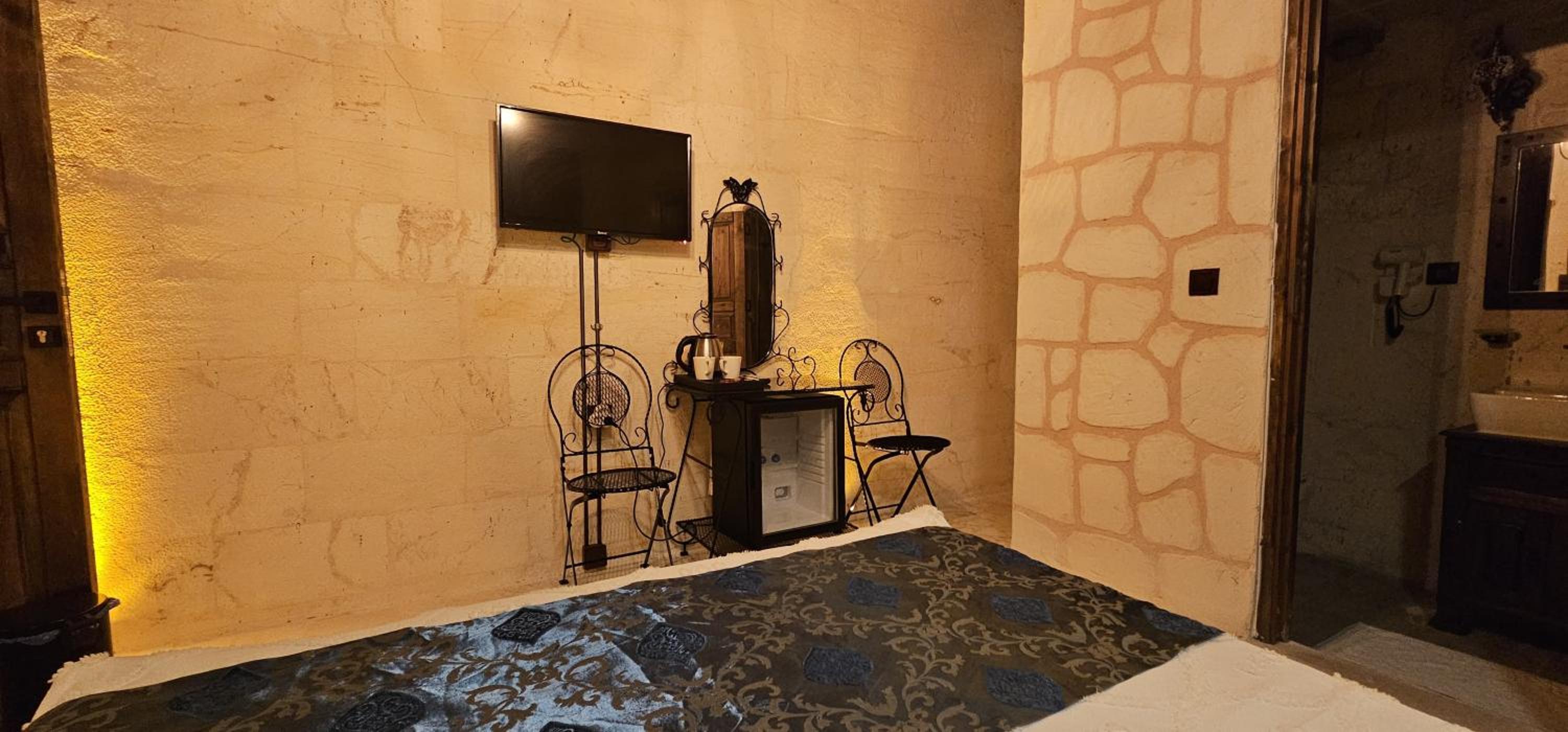 Double Room - Photo 1