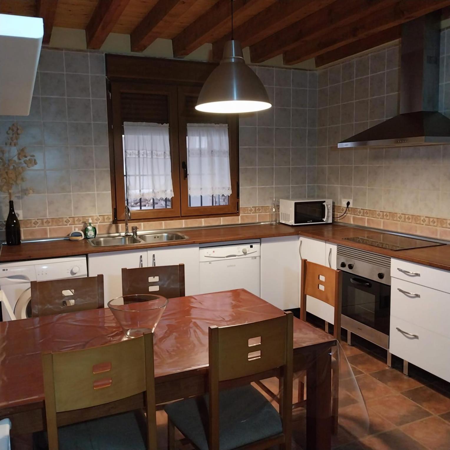 Four-Bedroom Vacation Home photo 3
