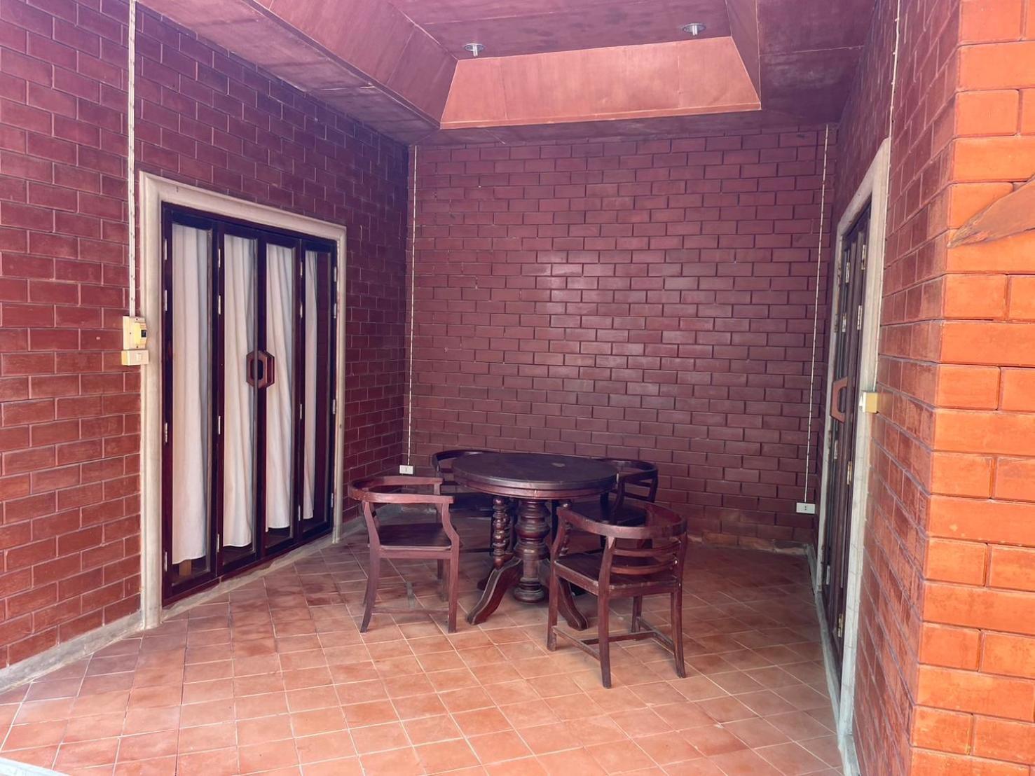 Family Room with Garden View photo 2
