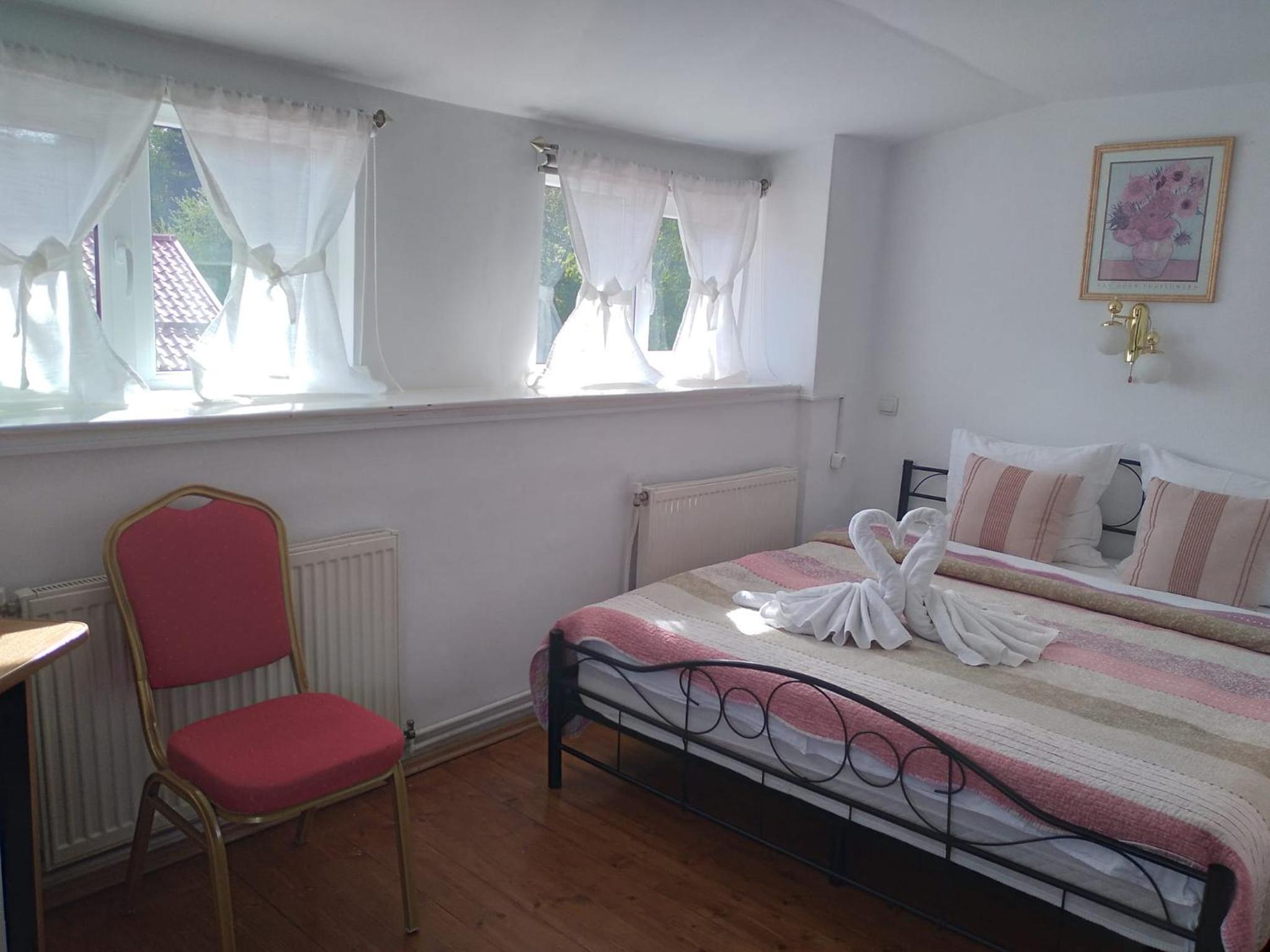 Double Room - Attic - Photo 15
