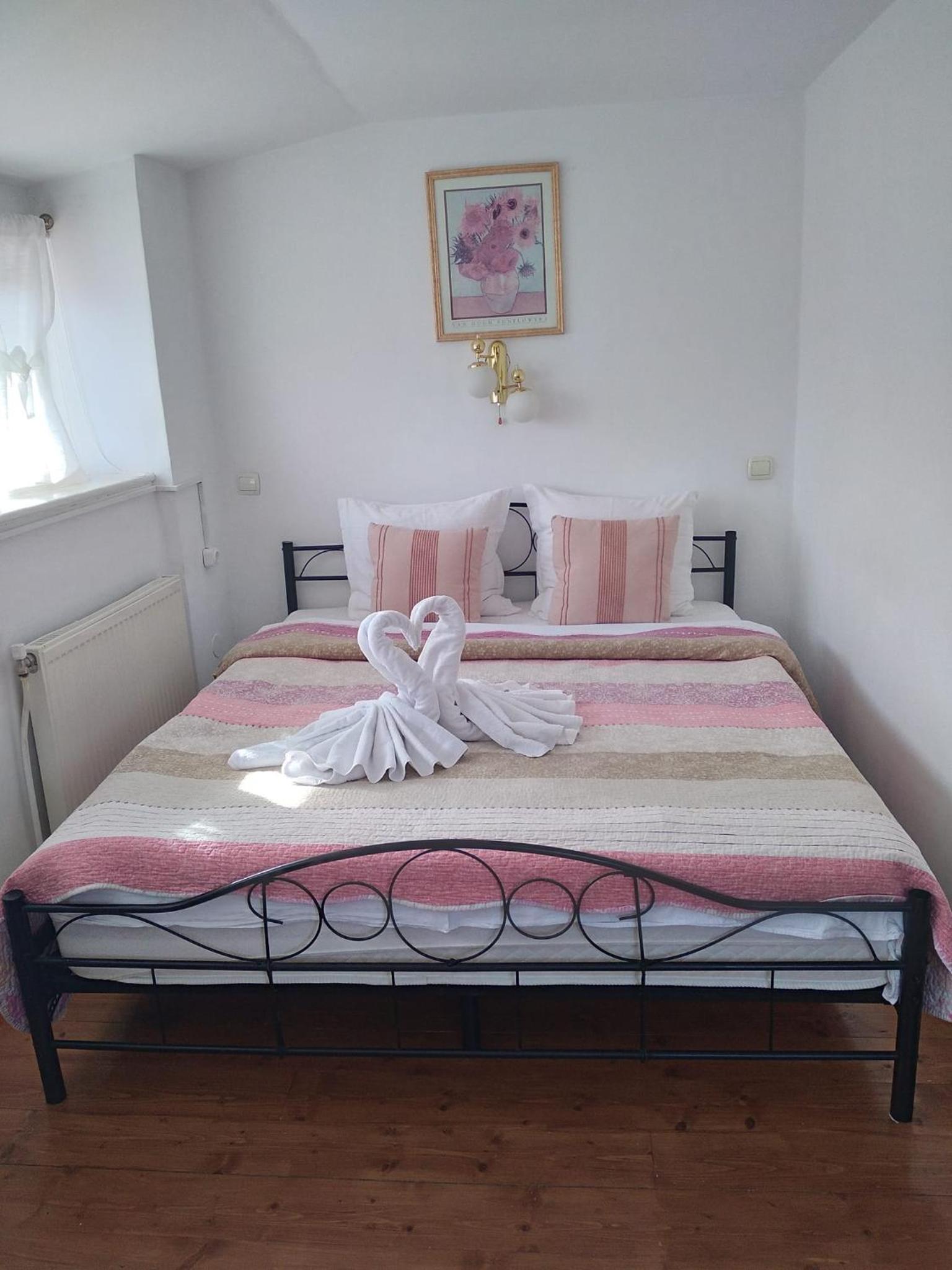 Double Room - Attic - Photo 18