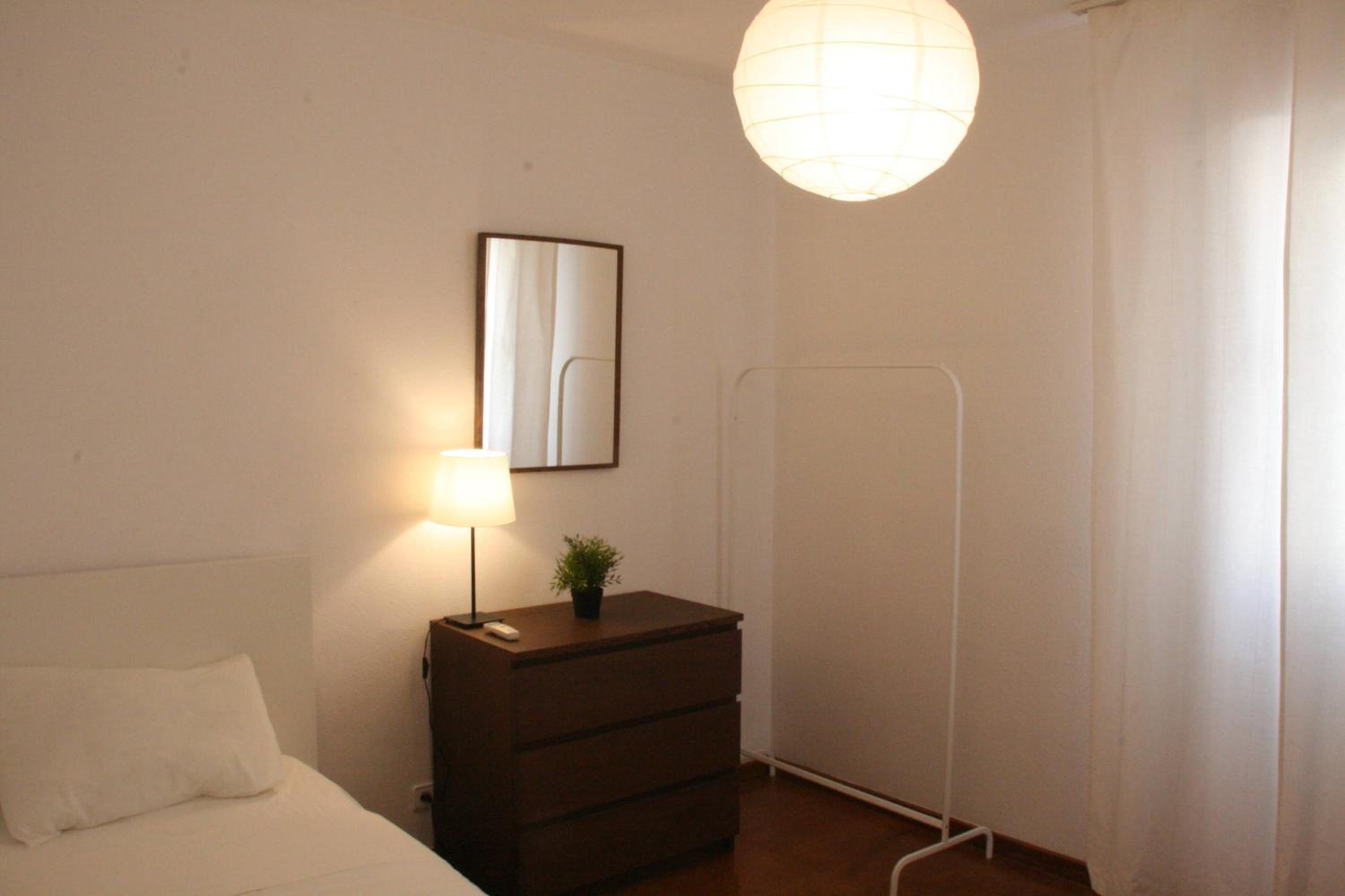 Single Room with Shared Bathroom