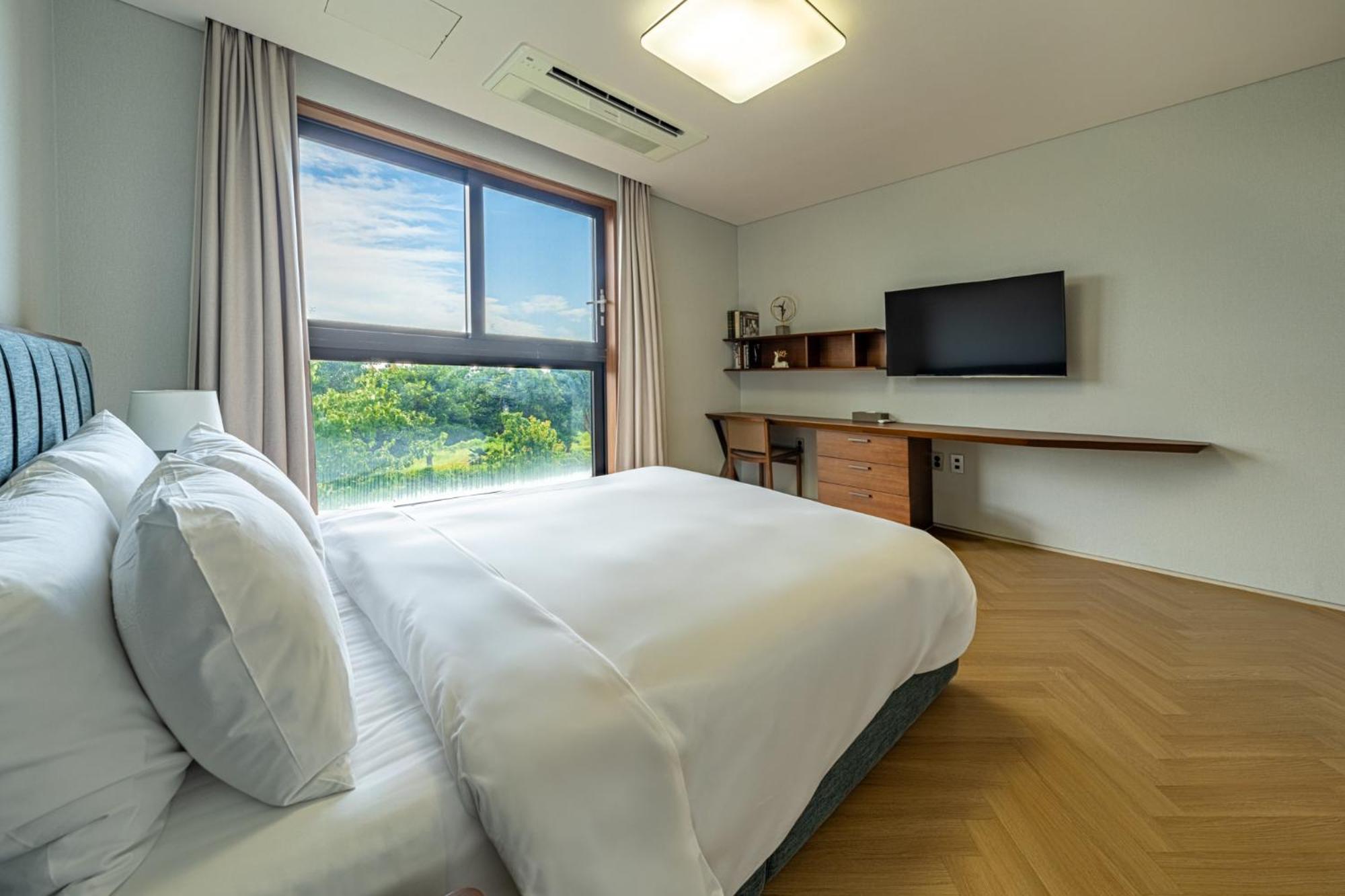 Pent House A - Photo 17