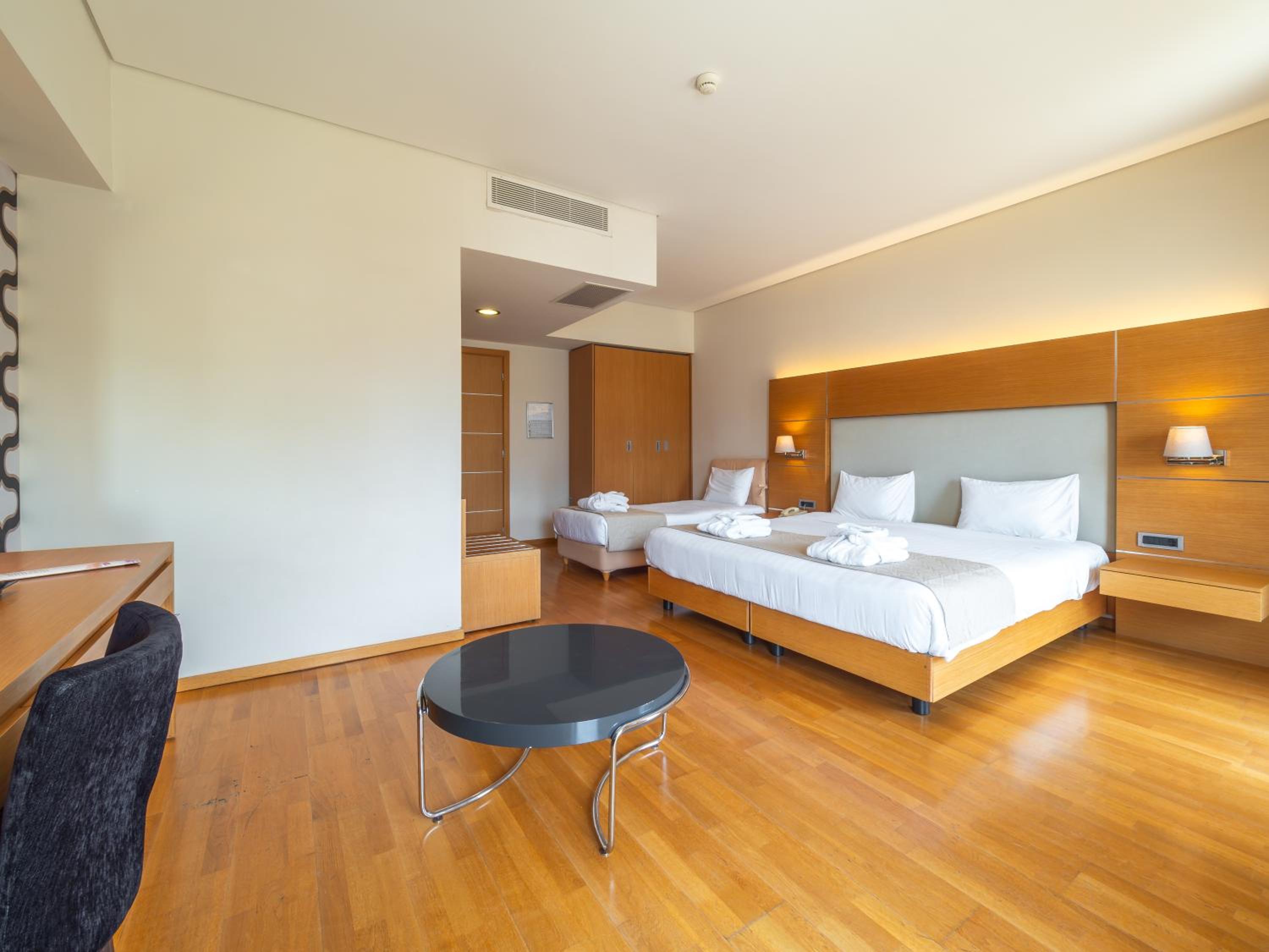 Superior Triple Room - Photo 1