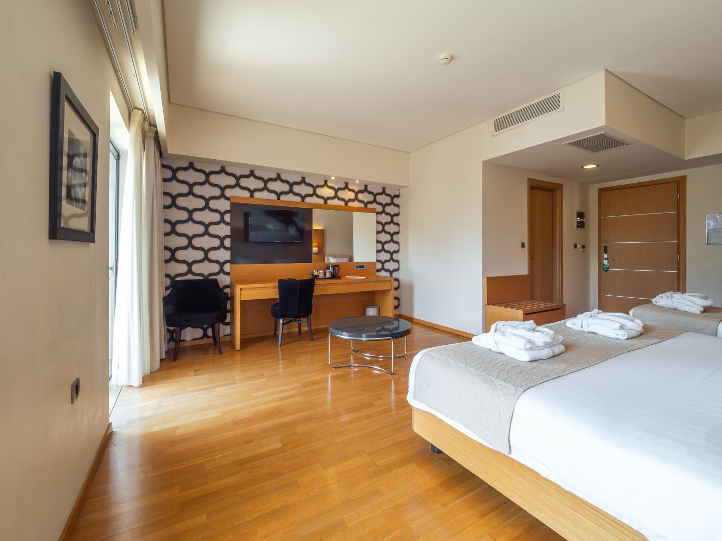 Superior Triple Room - Photo 8