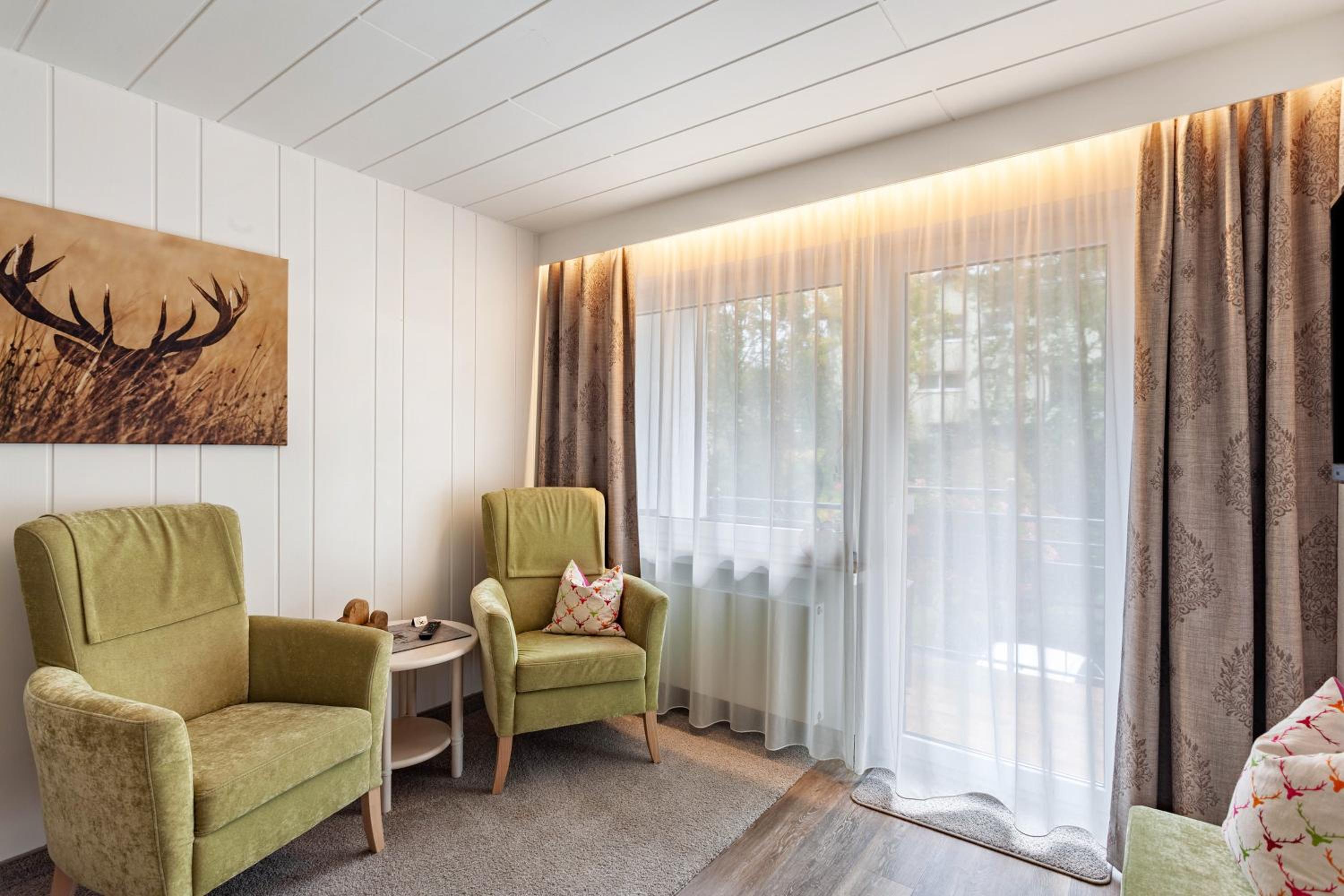 Superior One-Bedroom Apartment with Balcony