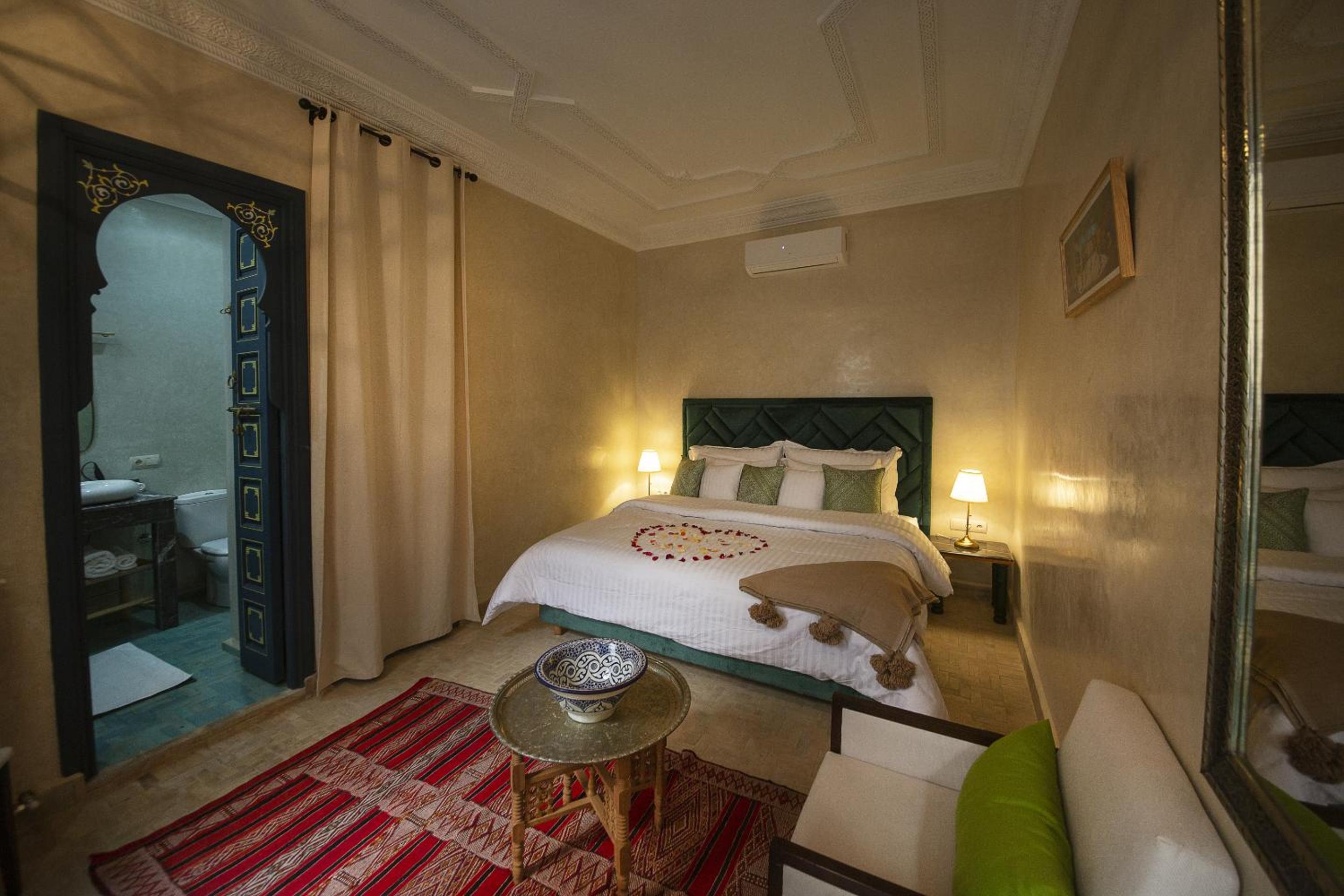 Superior Suite - Photo 2