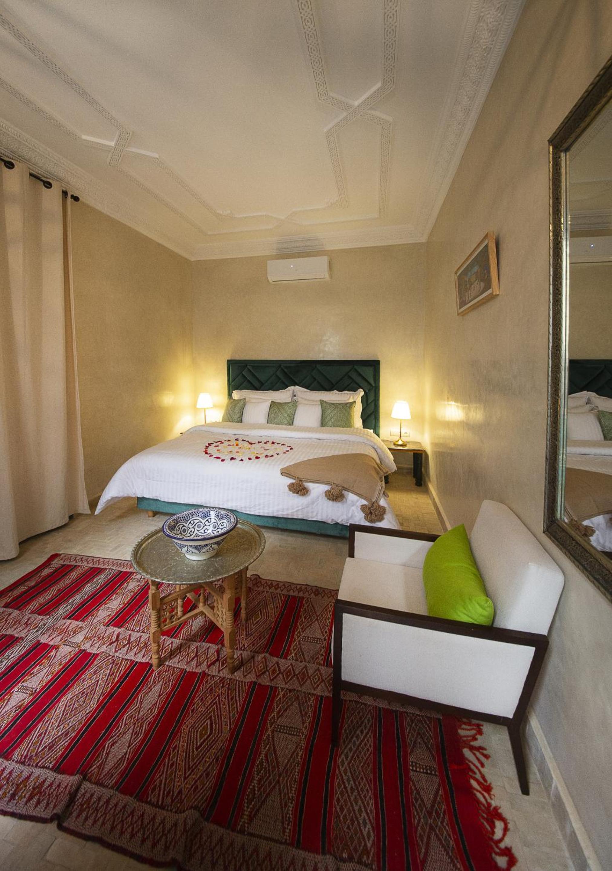 Superior Suite - Photo 3