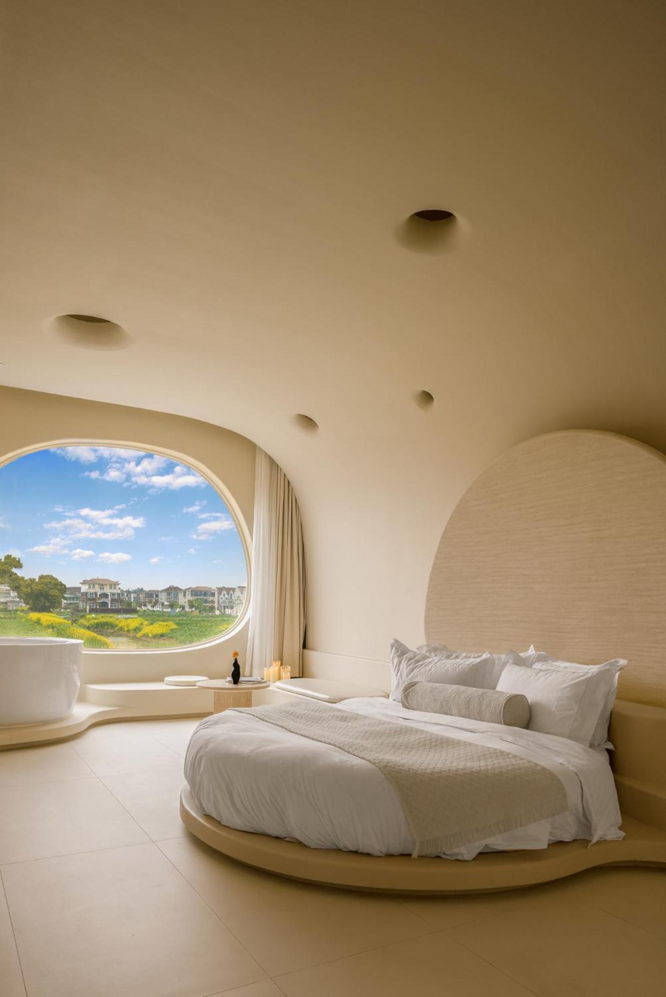 Yunting-Field View Round Bed Room photo 3