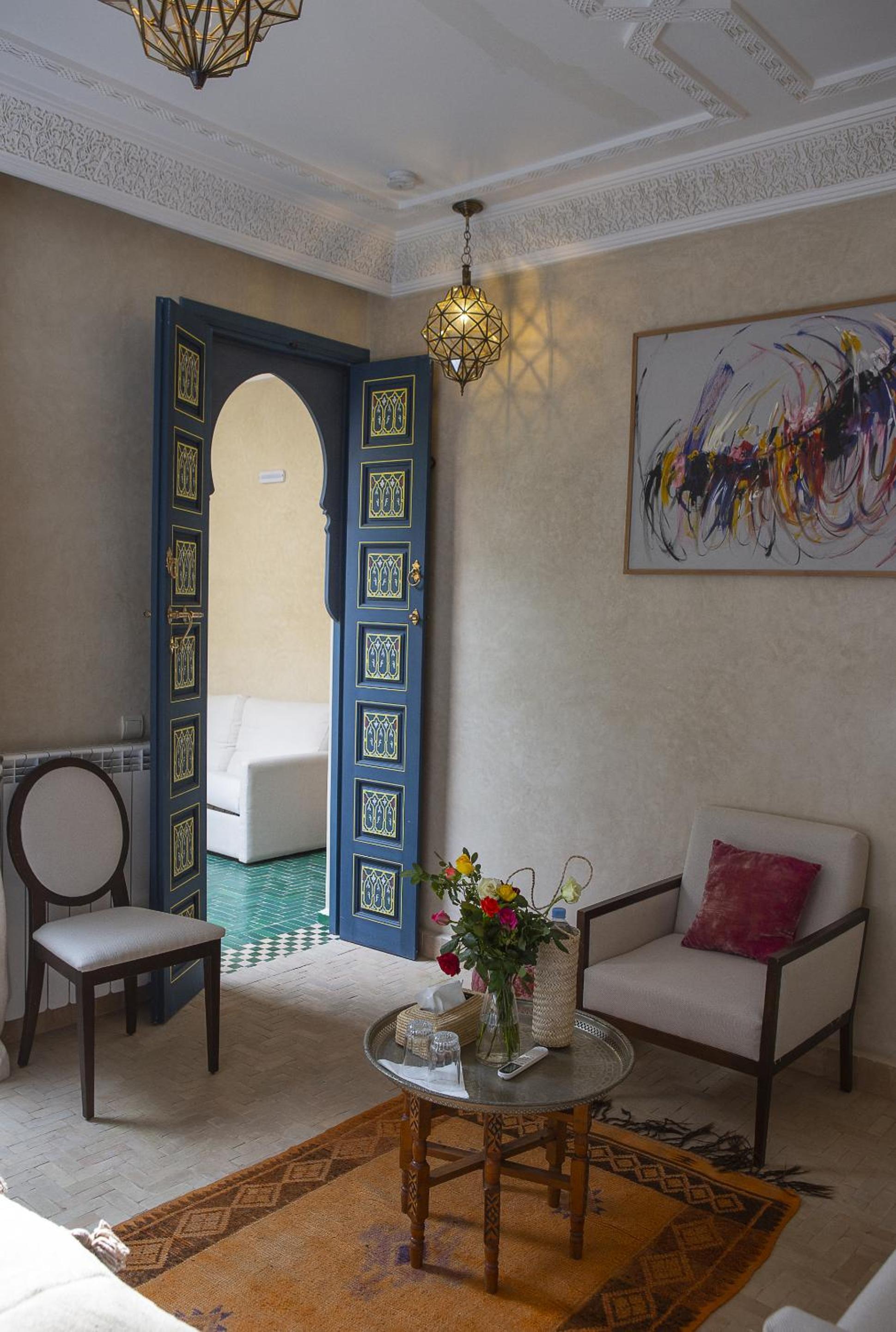Deluxe Suite - Photo 5