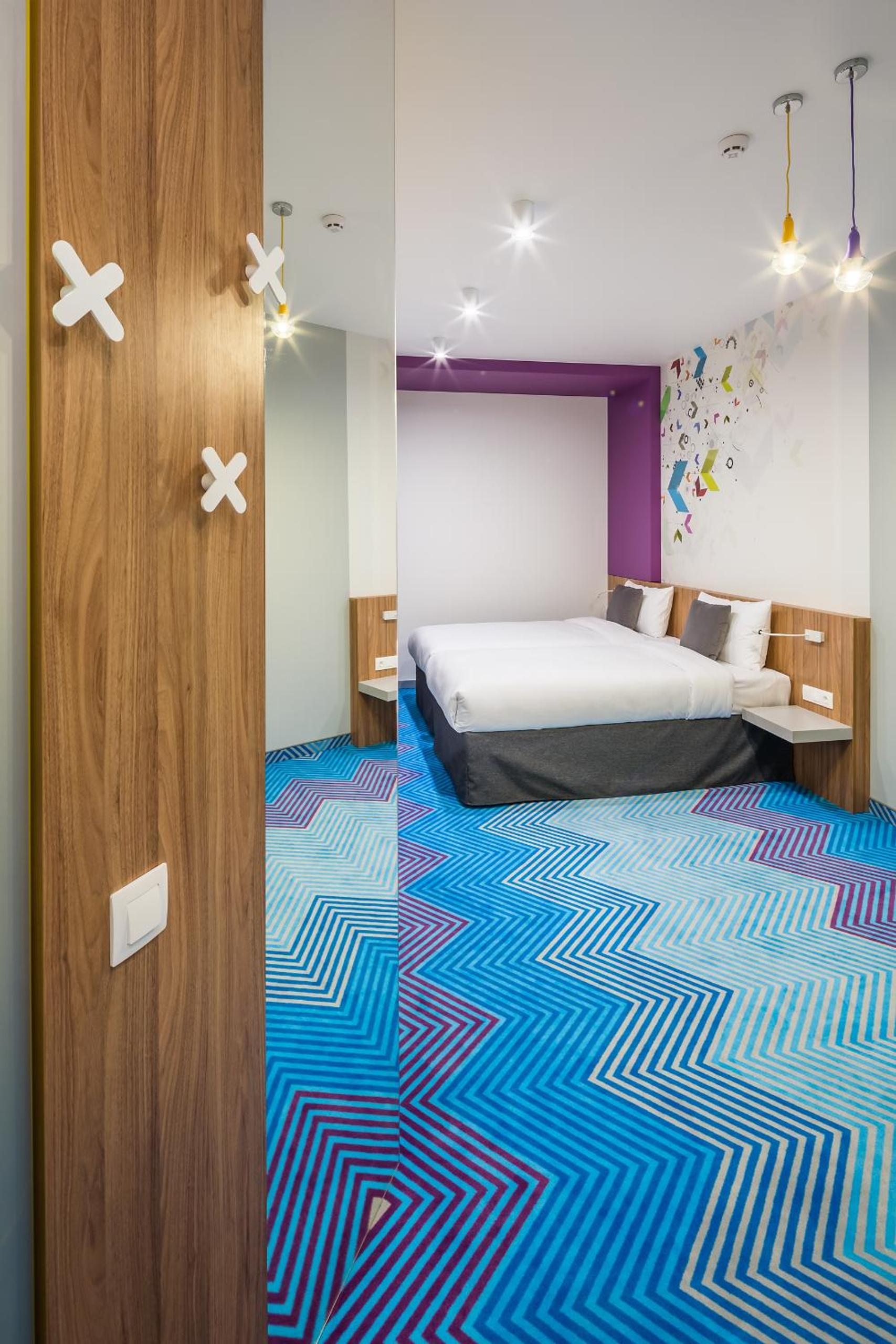 Standard Twin Room photo 2