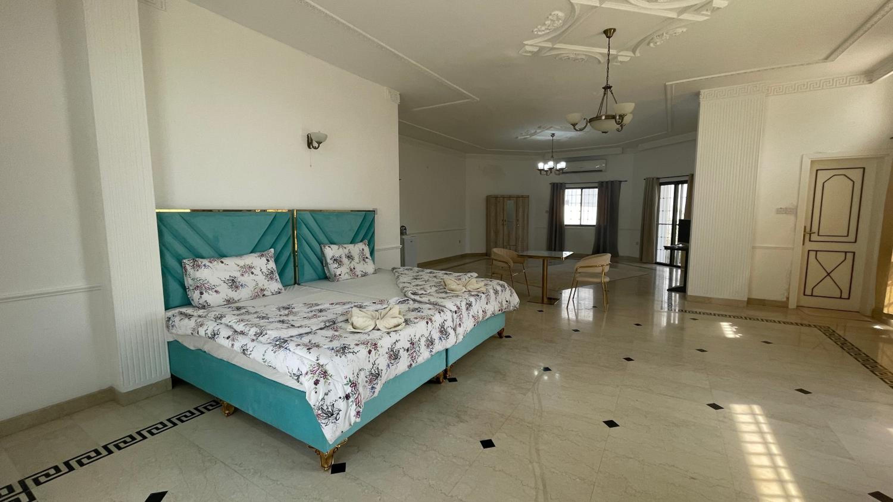Deluxe Double Or Twin Room photo 3