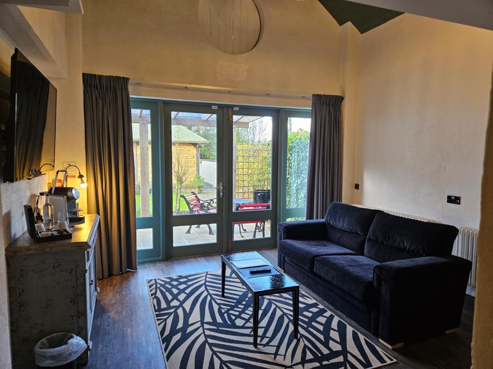 Suite with Garden View