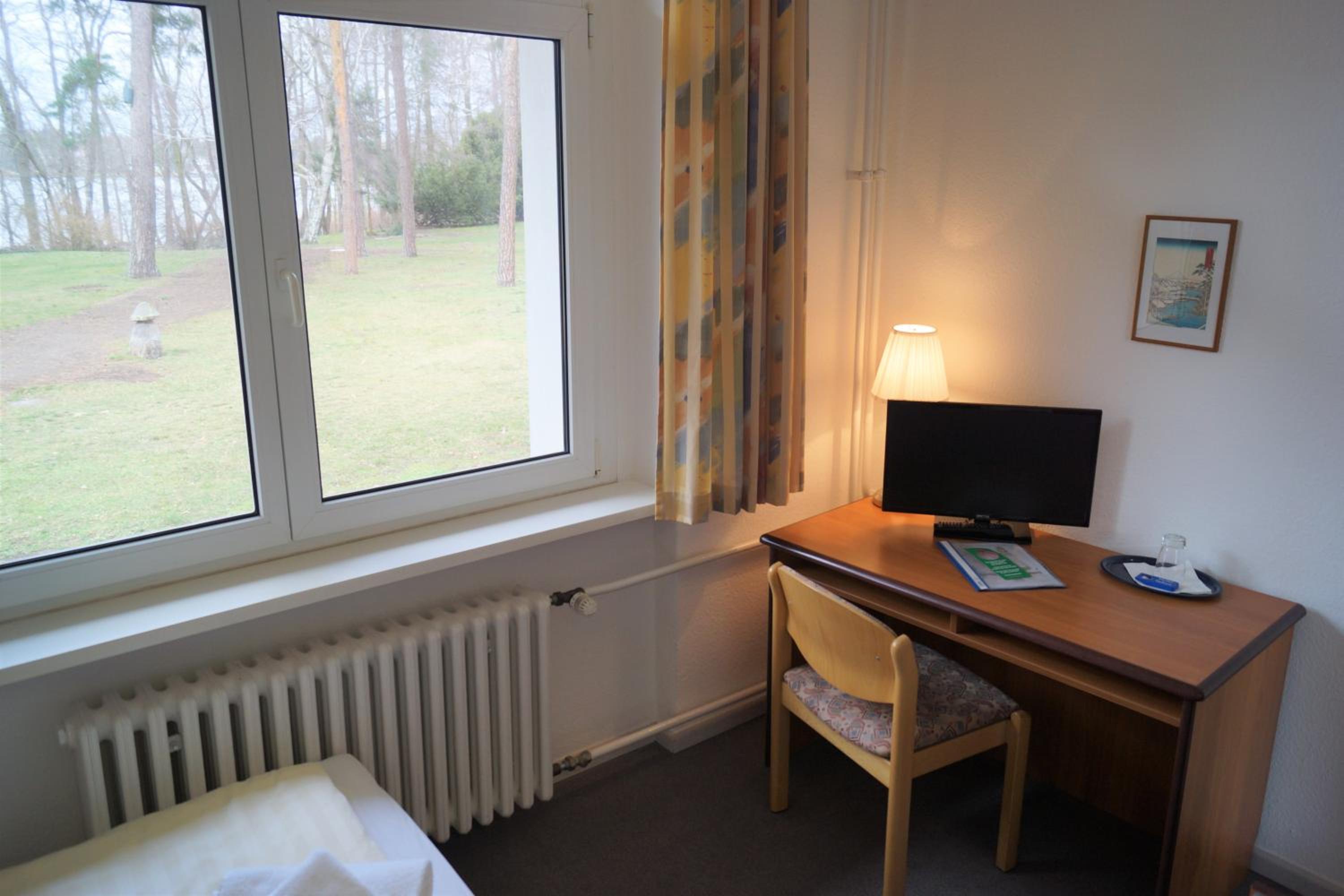 Single Room photo 3