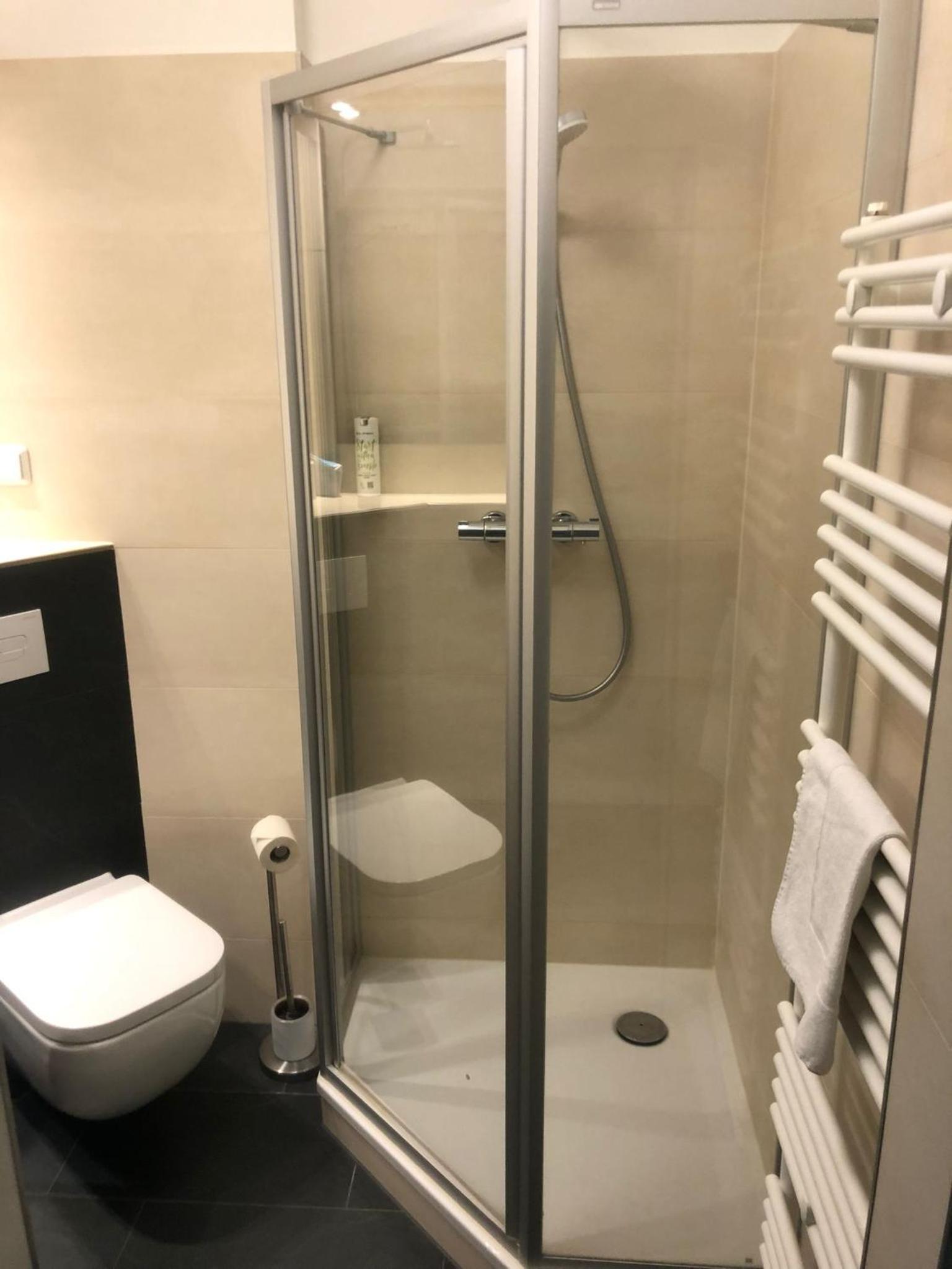 Double Room with Lake View photo 3