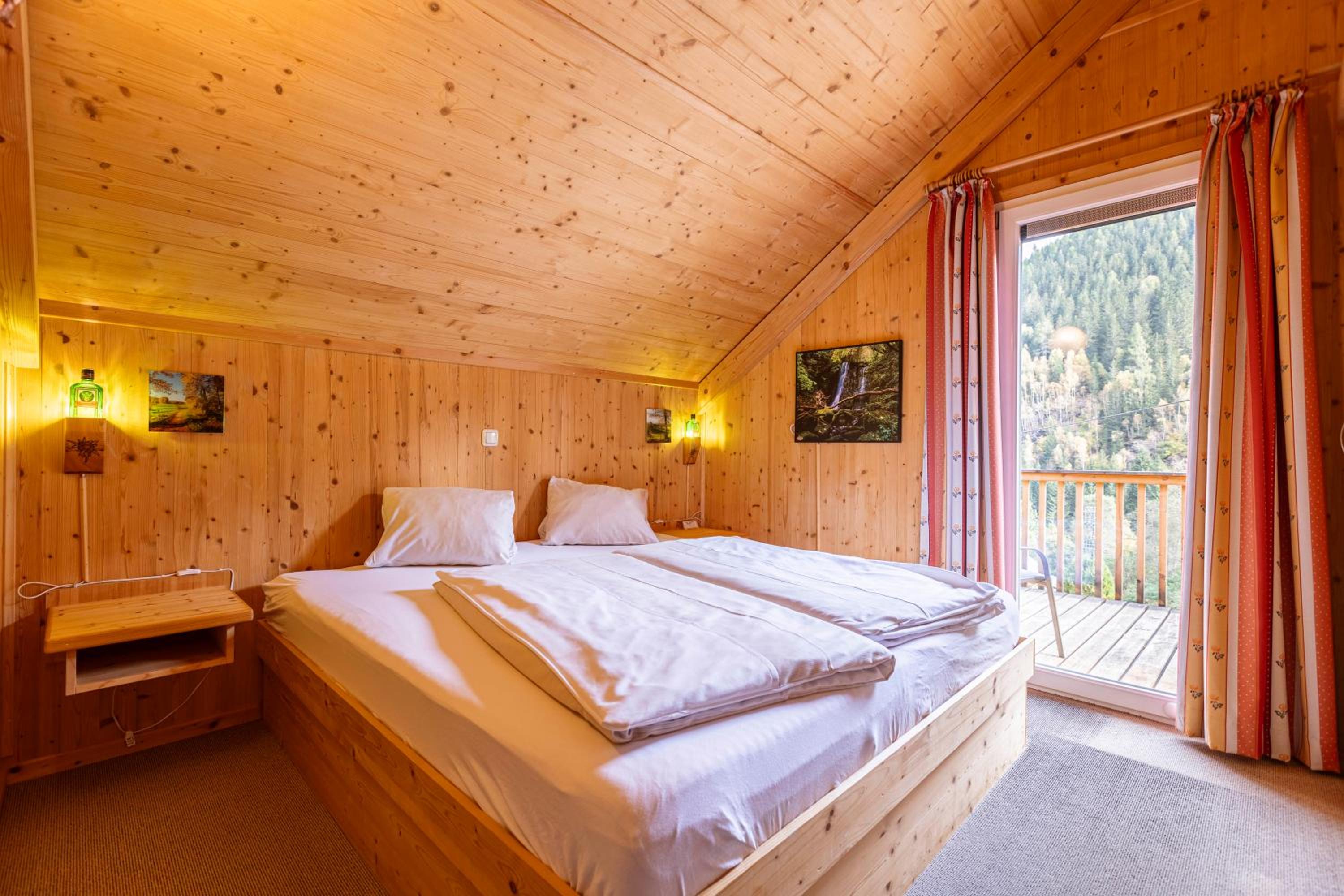 Chalet 142a with 2 bedrooms for 6 people photo 1
