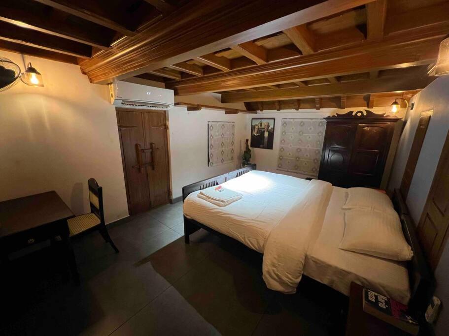Three-Bedroom House photo 1