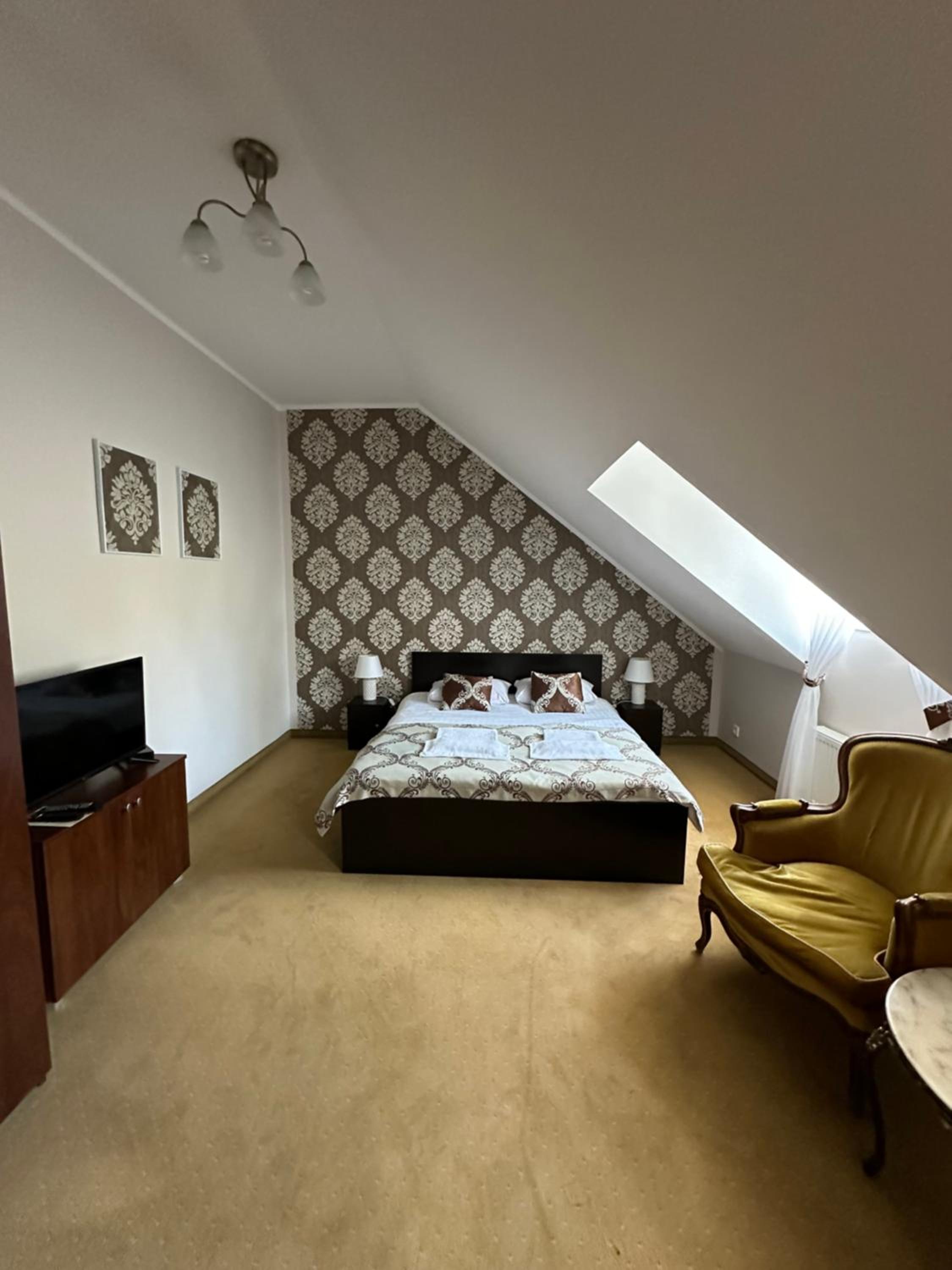 Apartment - Photo 3