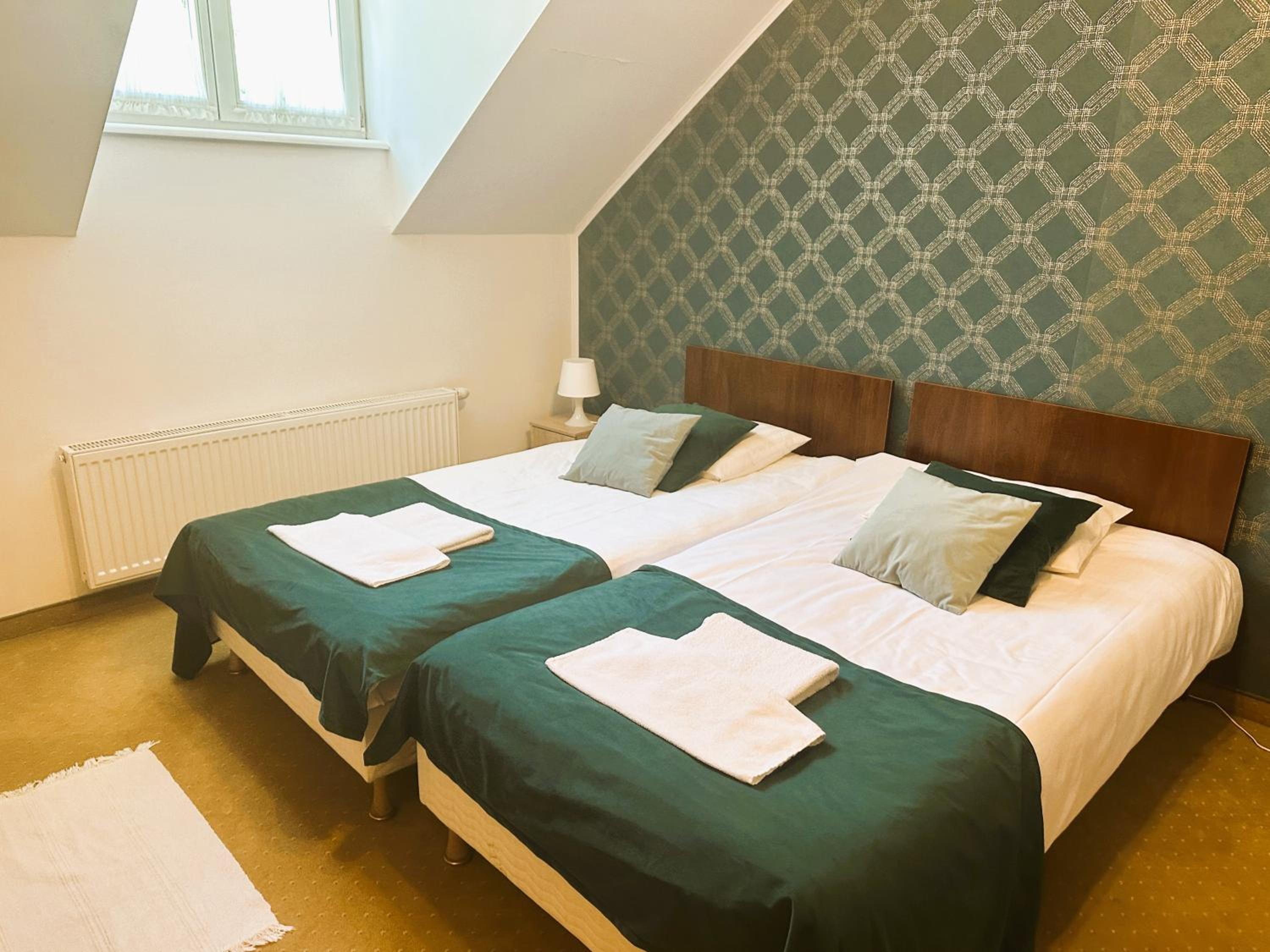 Standard Double Room - Photo 2