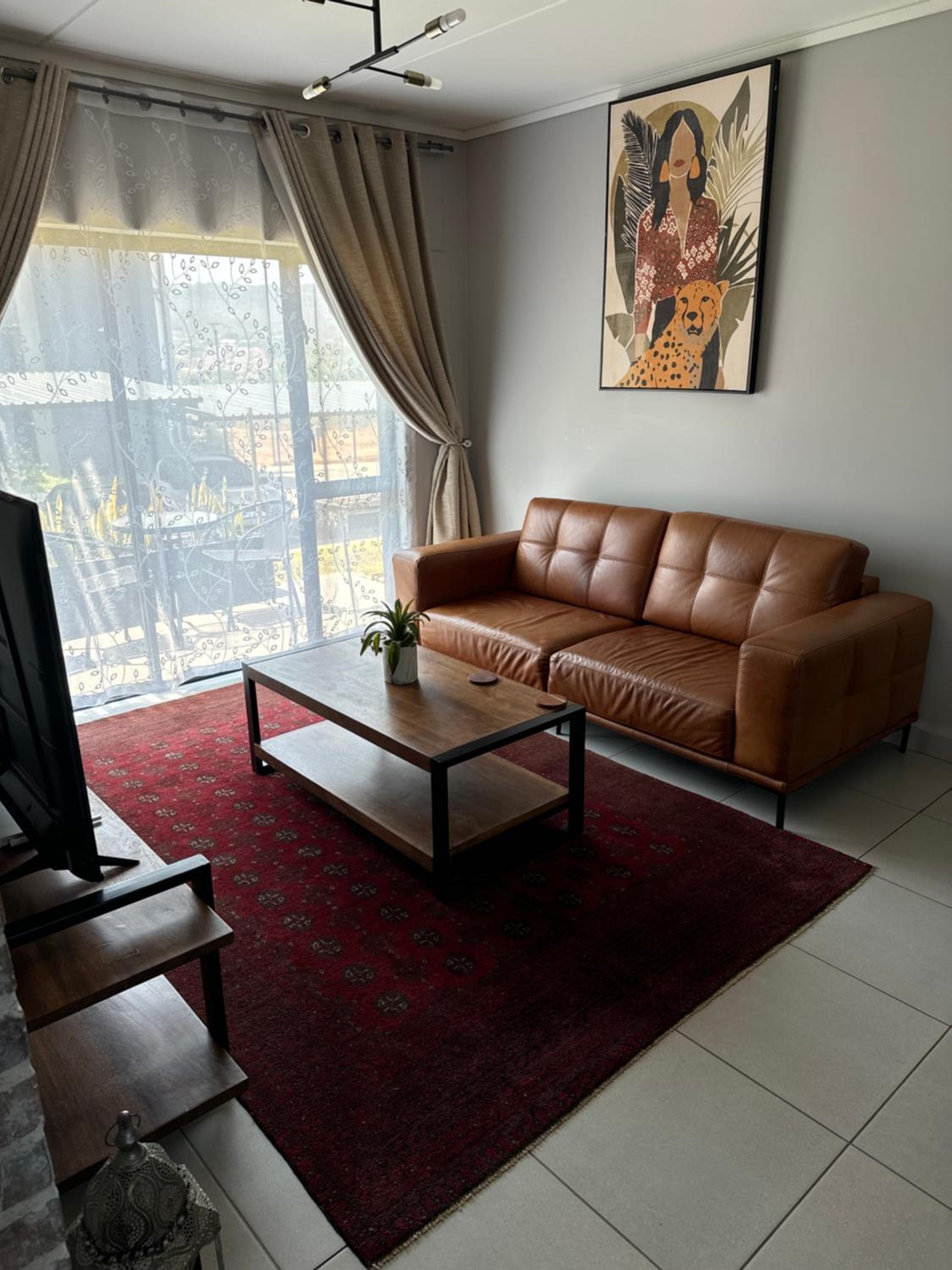 Deluxe Apartment photo 3