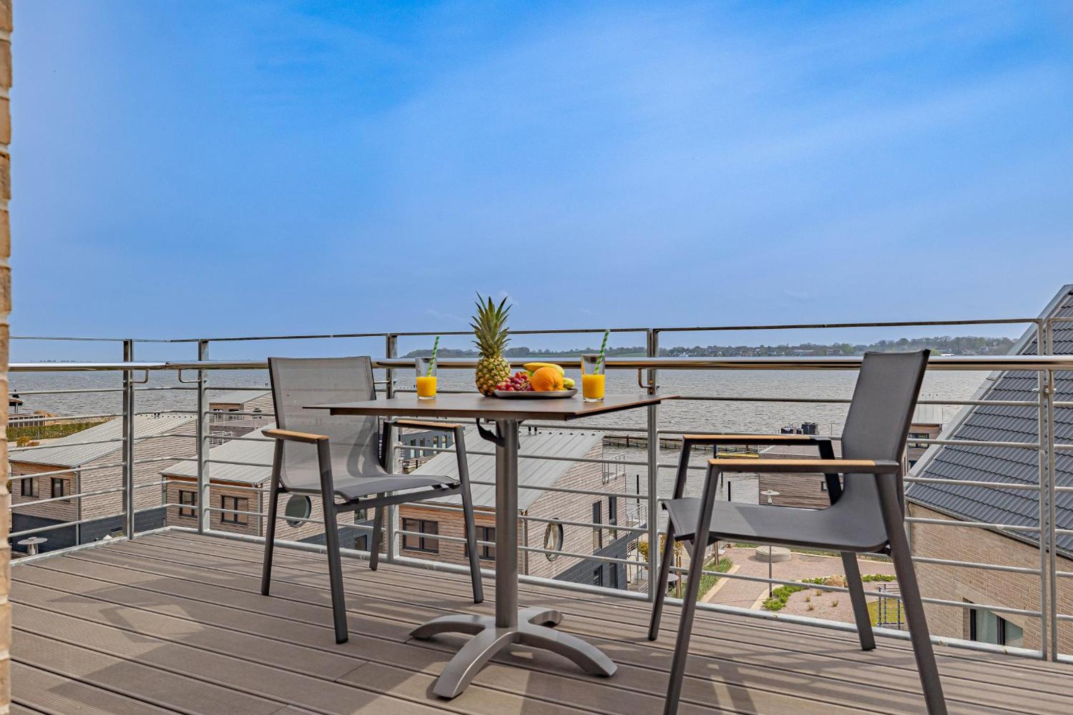 Apartment with Sea View photo 3
