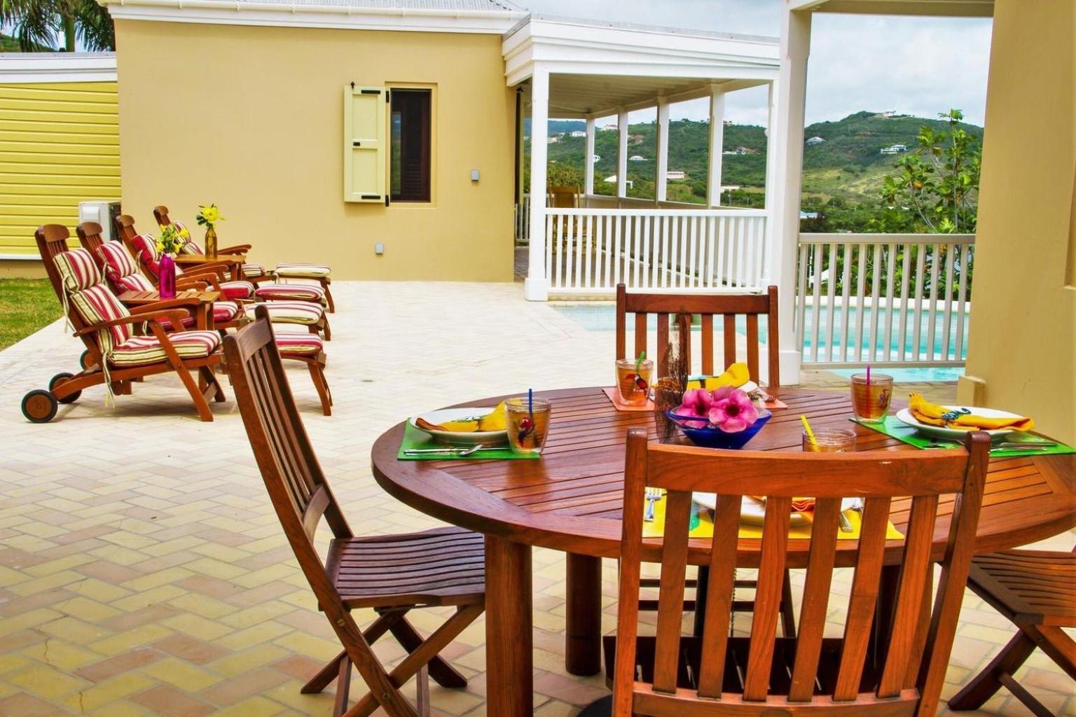 Three-Bedroom Villa photo 1