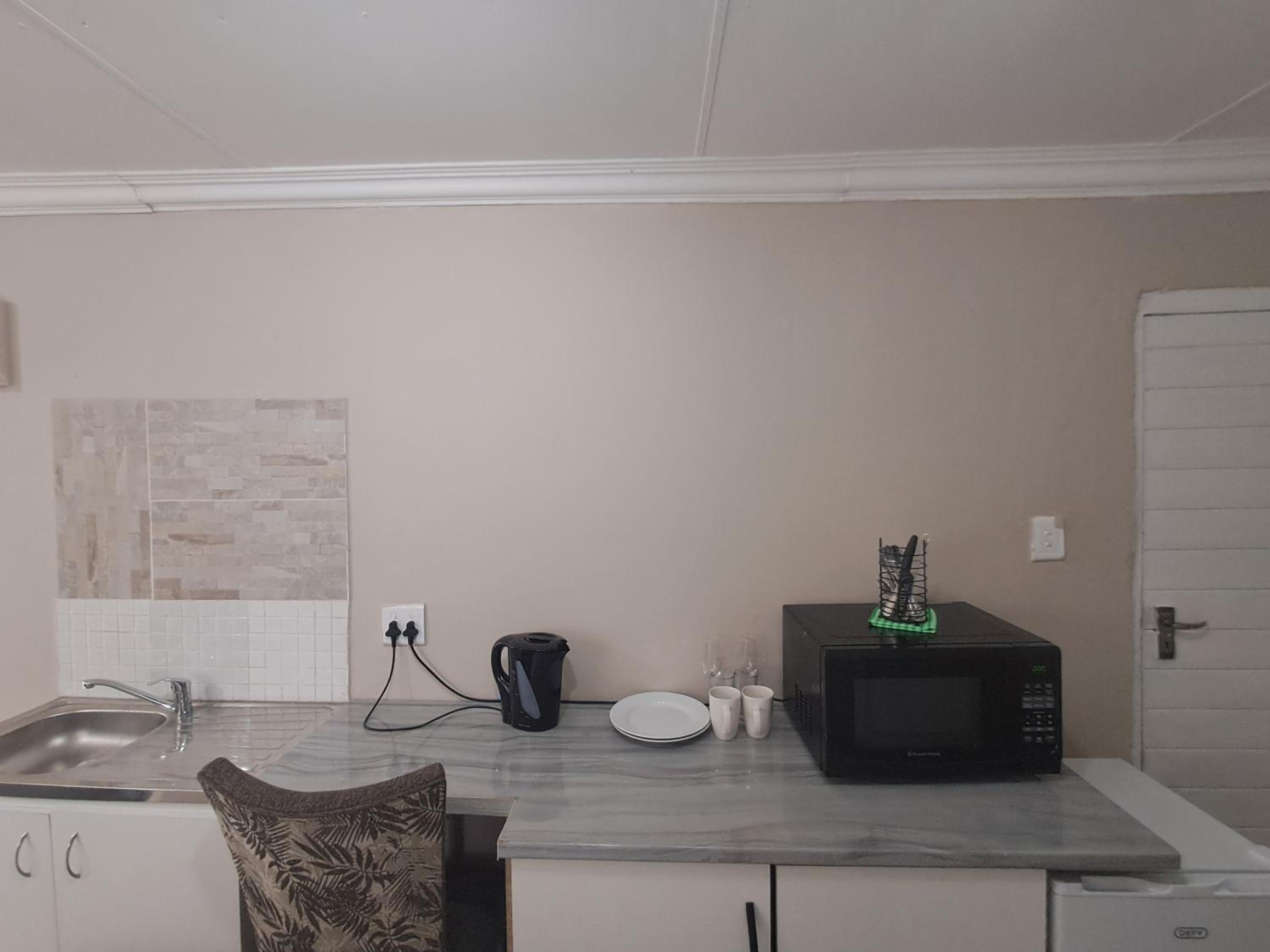 Double Room with Private Bathroom photo 1