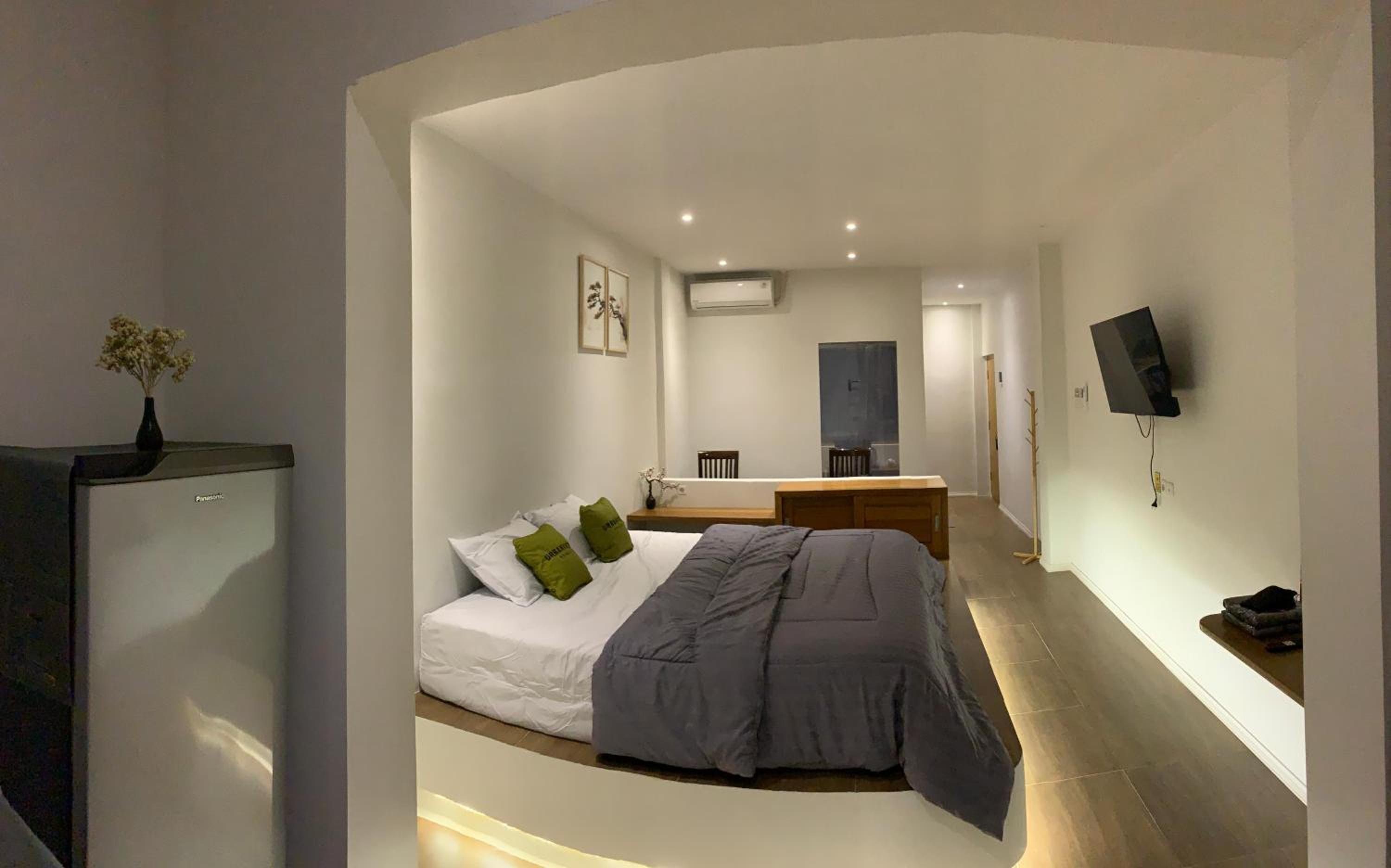 Suite - Photo 5
