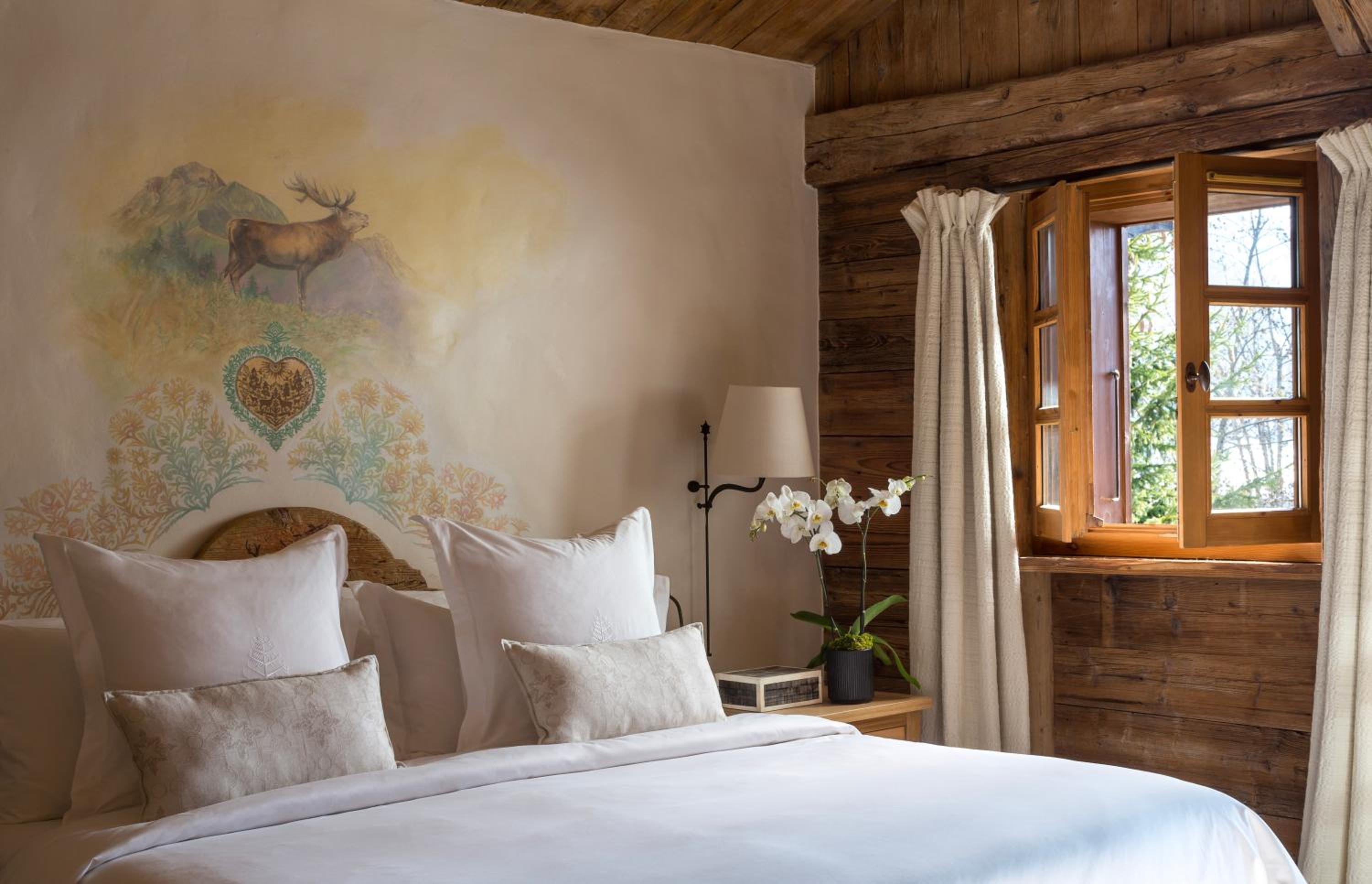 Noemie Suite with spa access photo 2