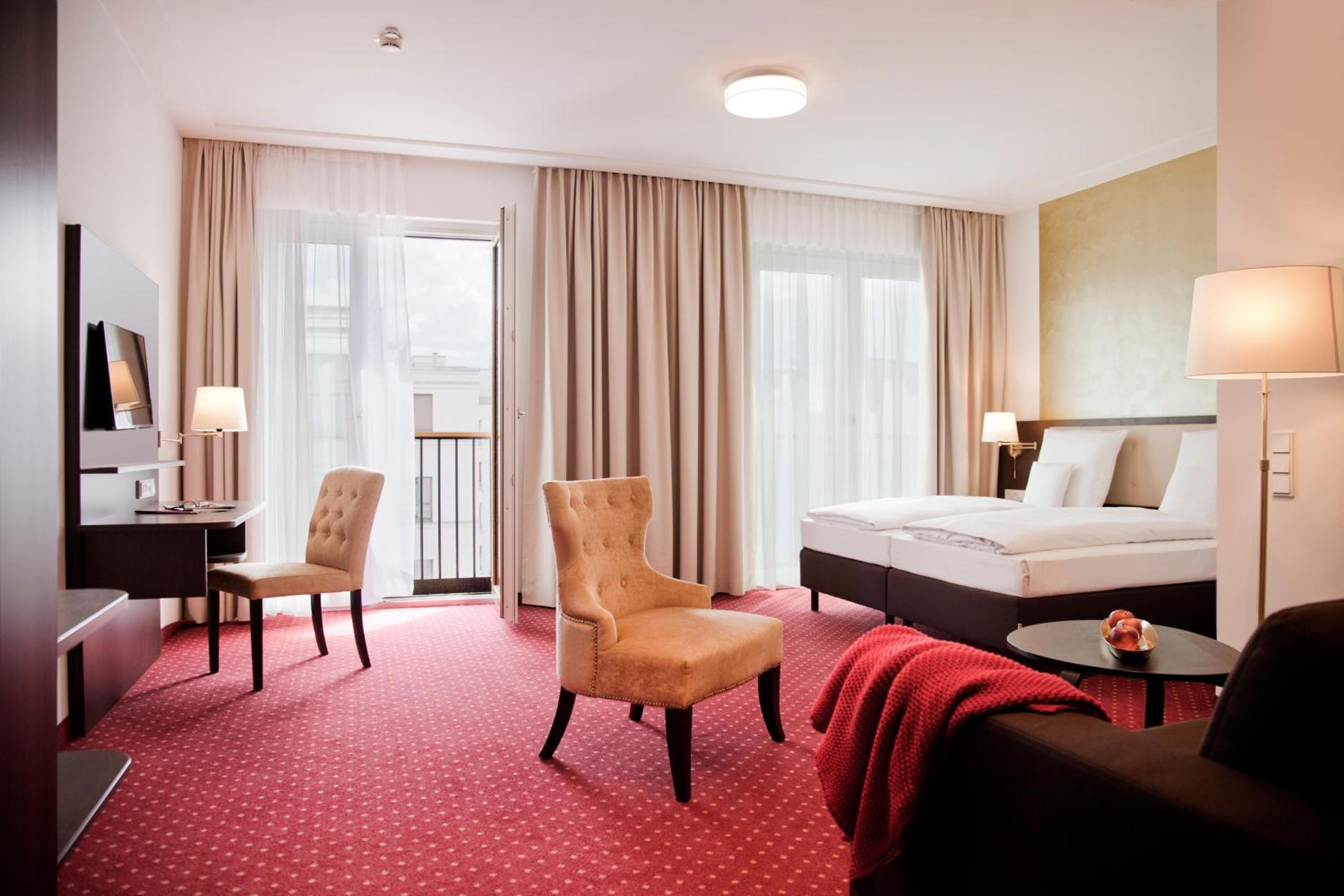 Superior Double or Twin Room photo 3