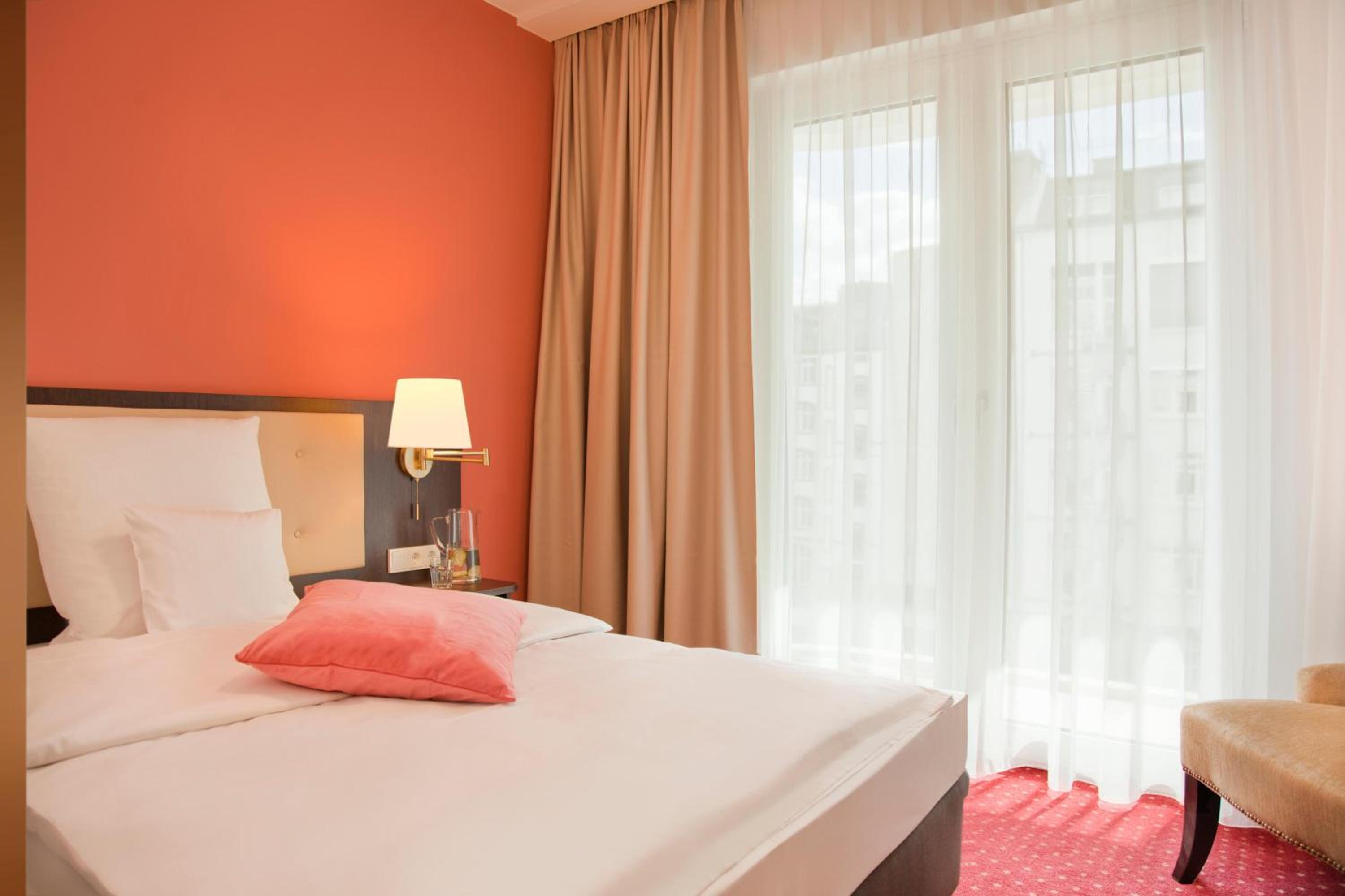 Small Double Room photo 3
