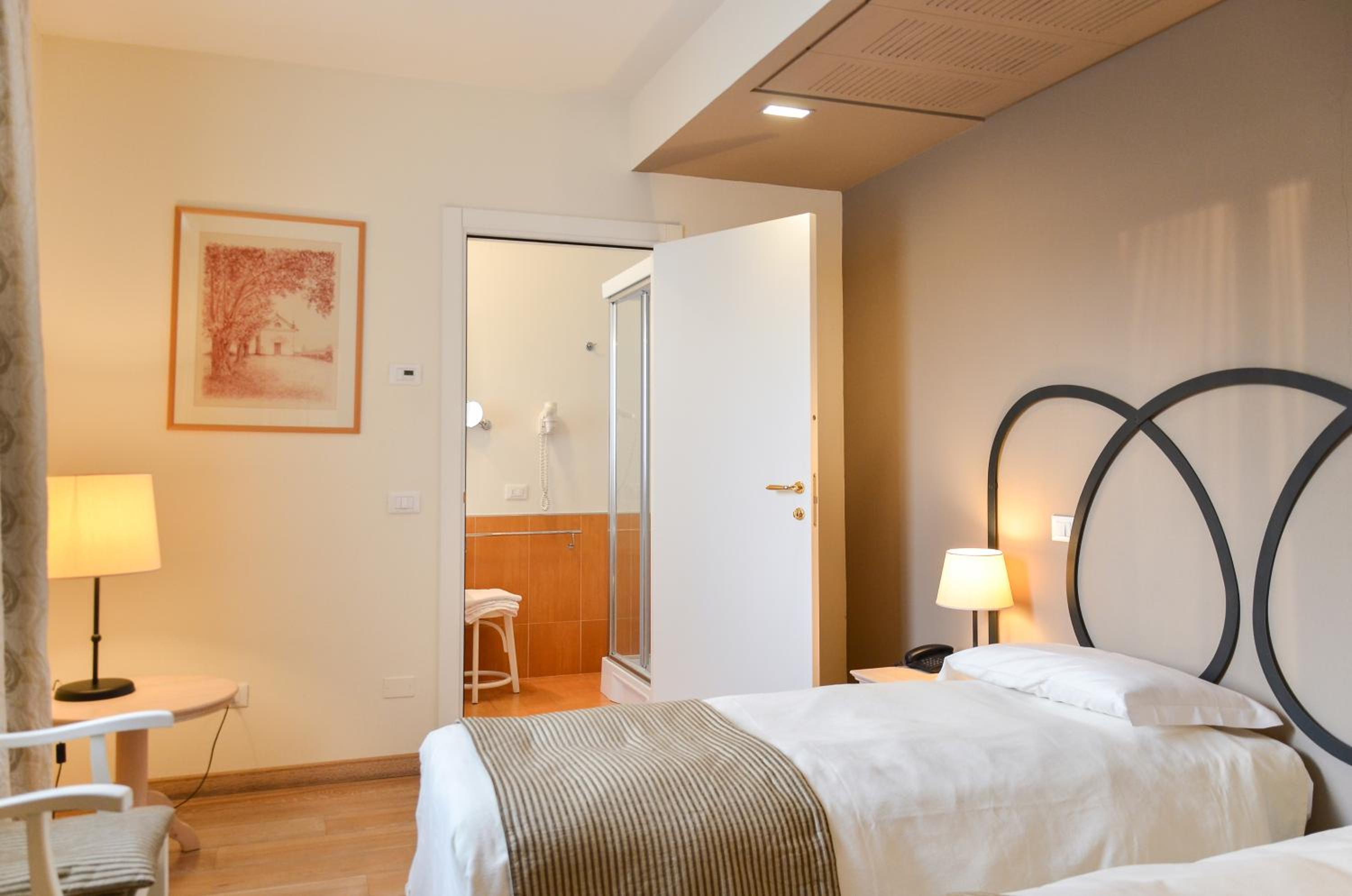 Twin Room photo 1