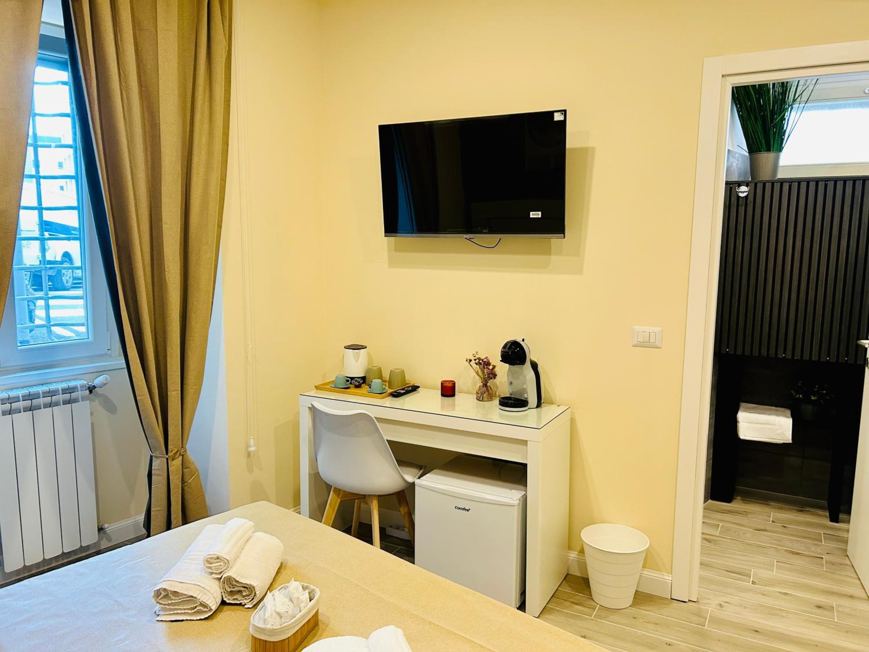 Standard Twin Room photo 2