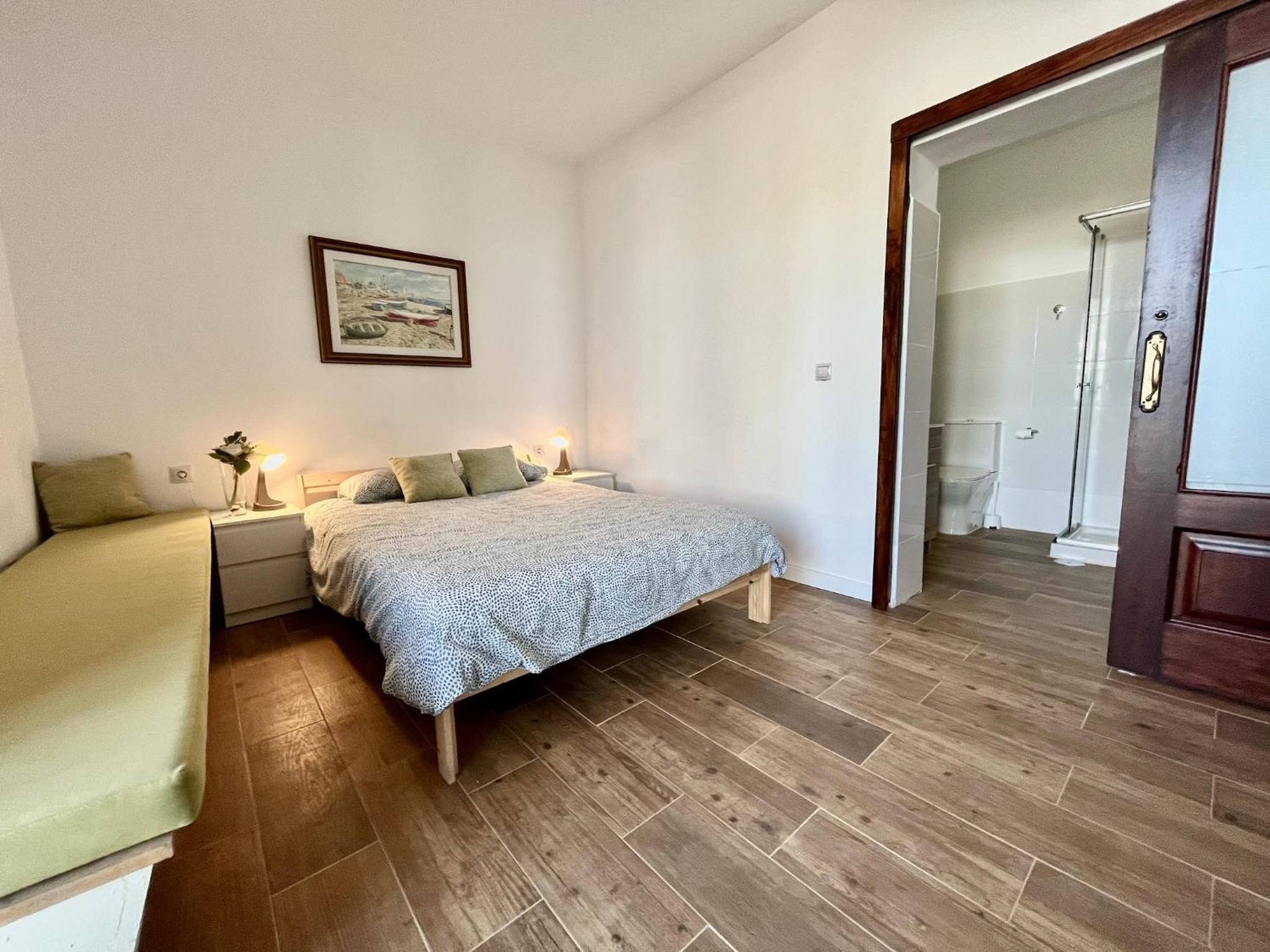 Double Room with Private Bathroom photo 2